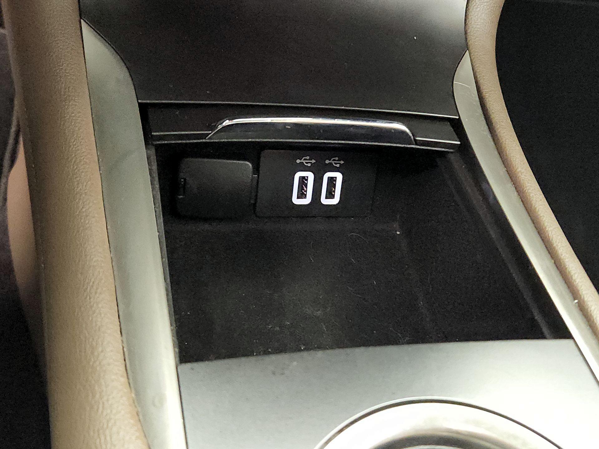 Thumbnail: 2017 Lincoln MKC - 19