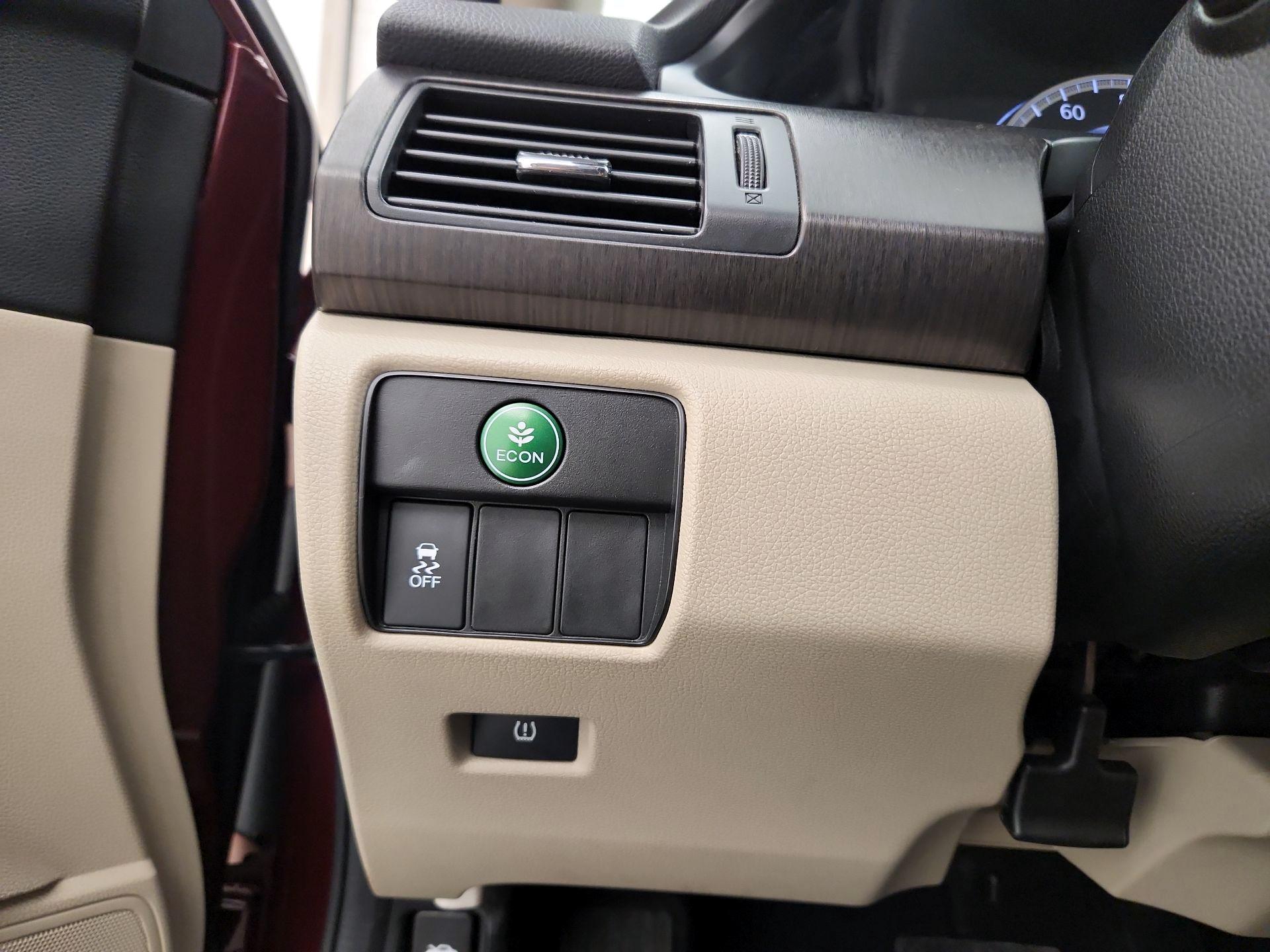 Thumbnail: 2014 Honda Accord - 13