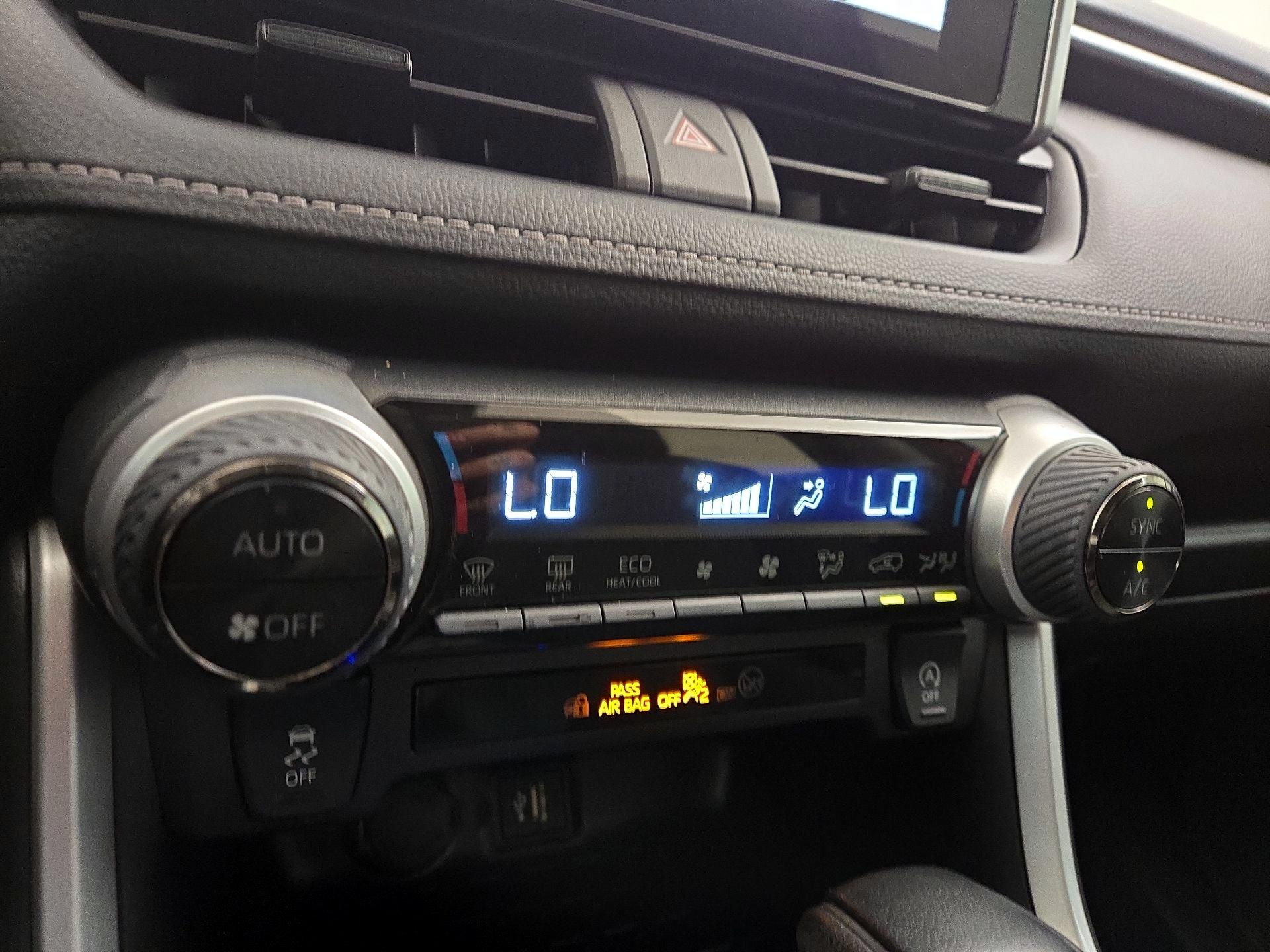 Thumbnail: 2024 Toyota RAV4 - 16