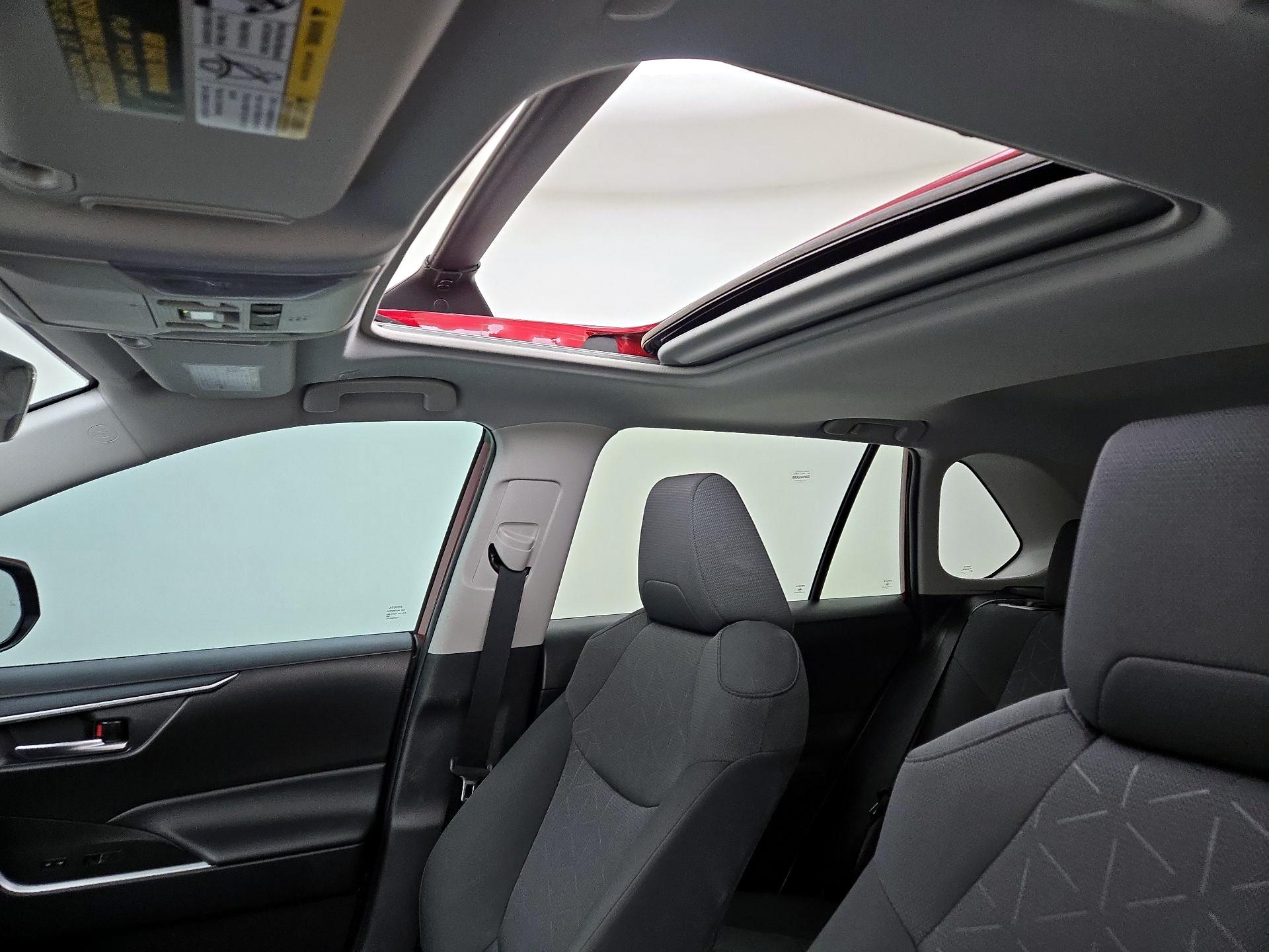 Thumbnail: 2024 Toyota RAV4 - 19