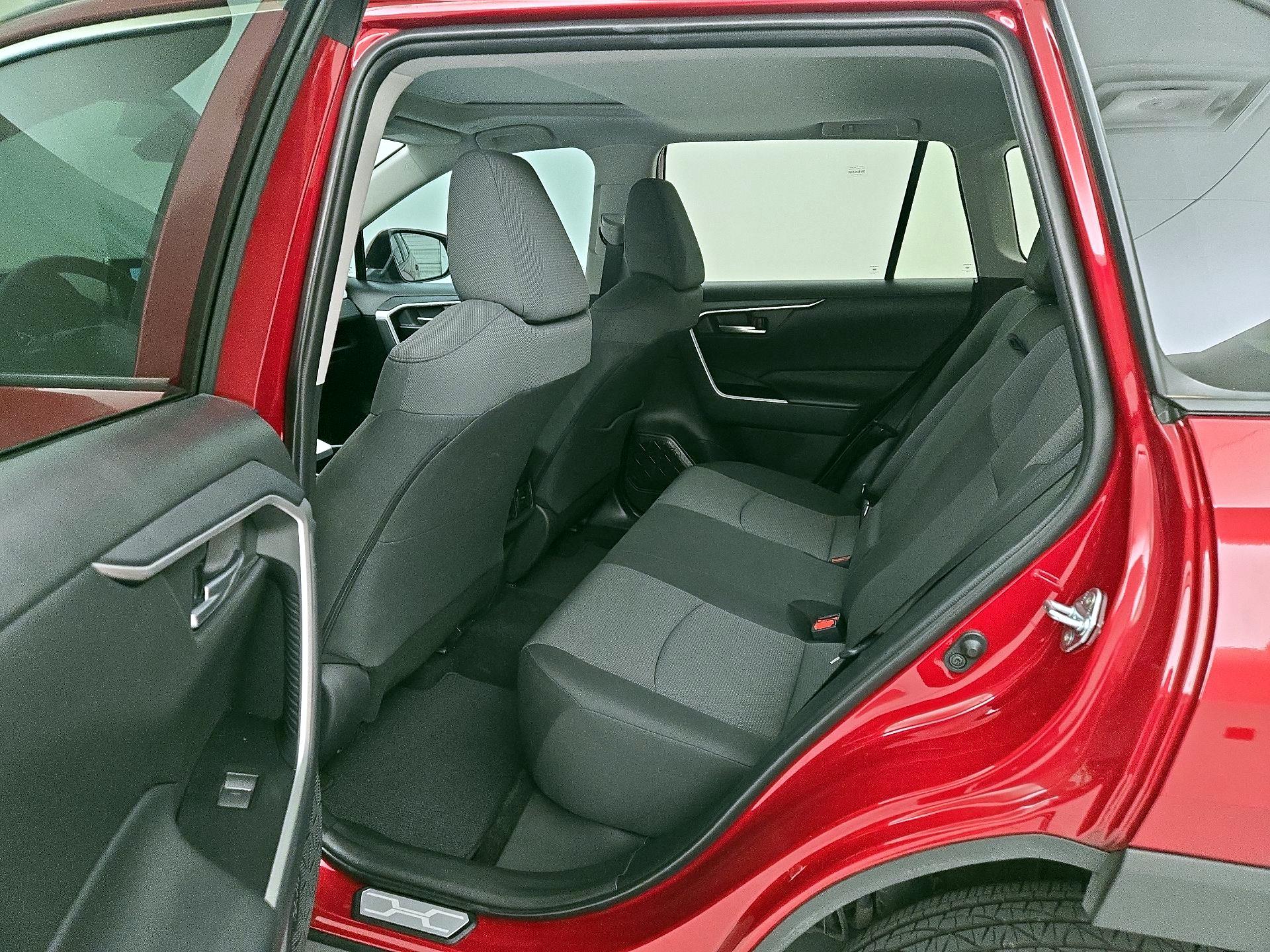 Thumbnail: 2024 Toyota RAV4 - 20