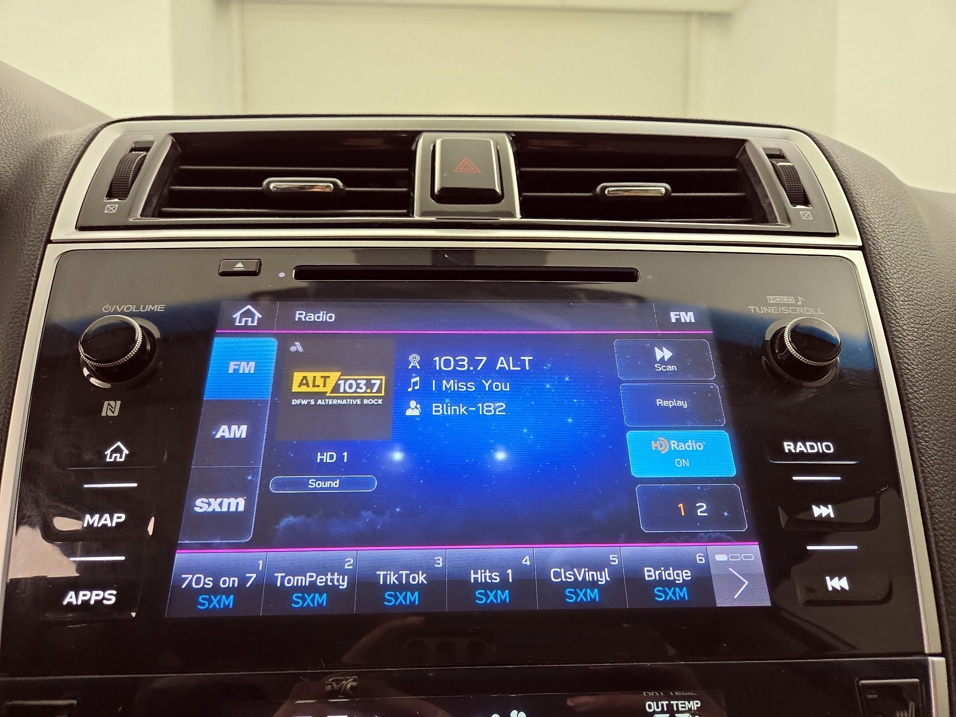 Thumbnail: 2019 Subaru Outback - 16