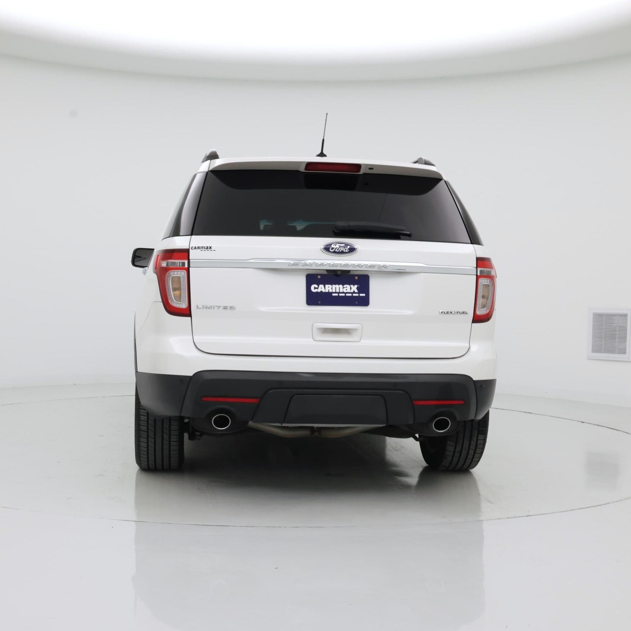 Thumbnail: 2015 Ford Explorer - 6