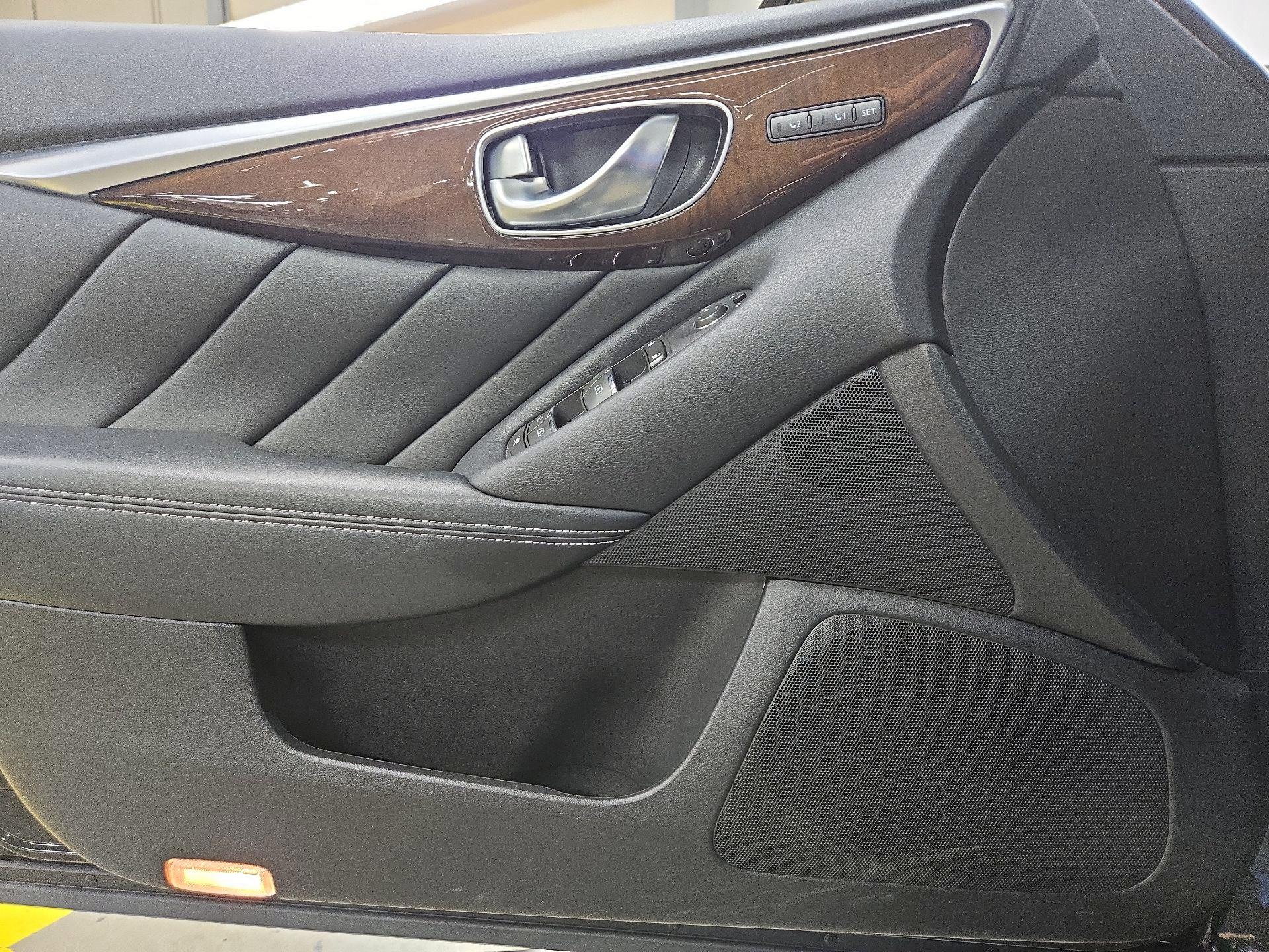 Thumbnail: 2014 INFINITI Q50 - 12