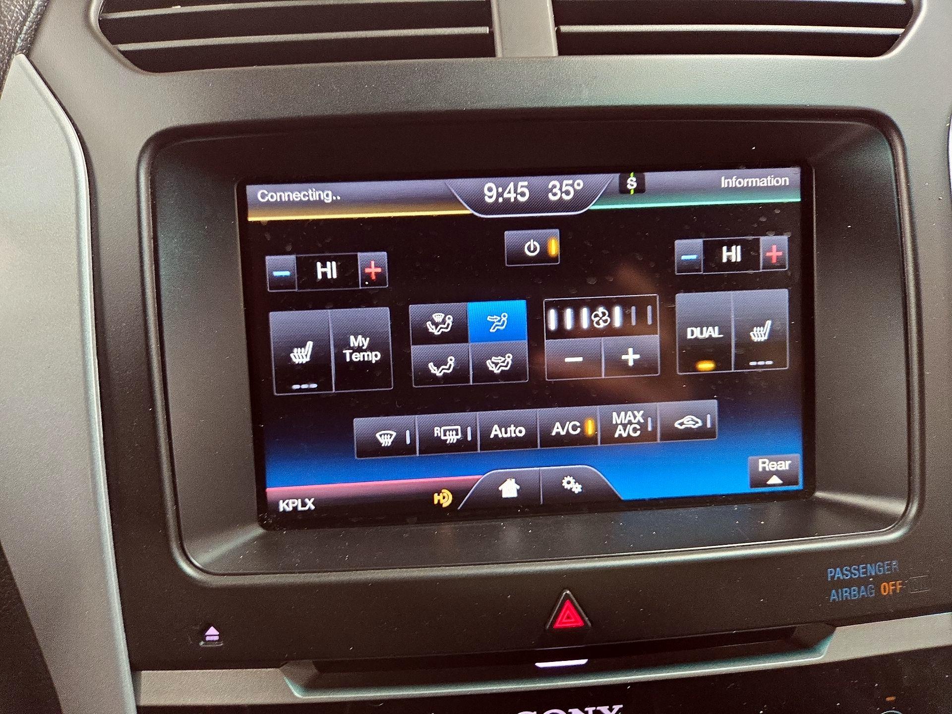 Thumbnail: 2014 Ford Explorer - 16