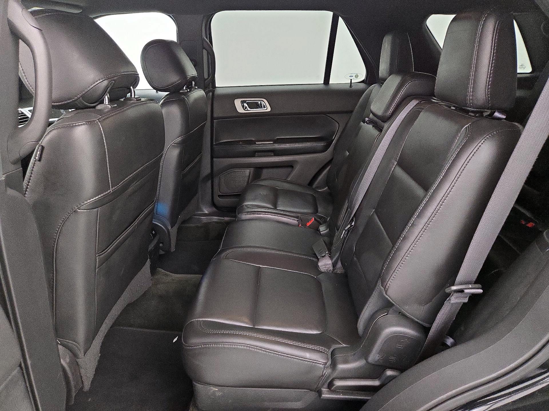 Thumbnail: 2014 Ford Explorer - 19