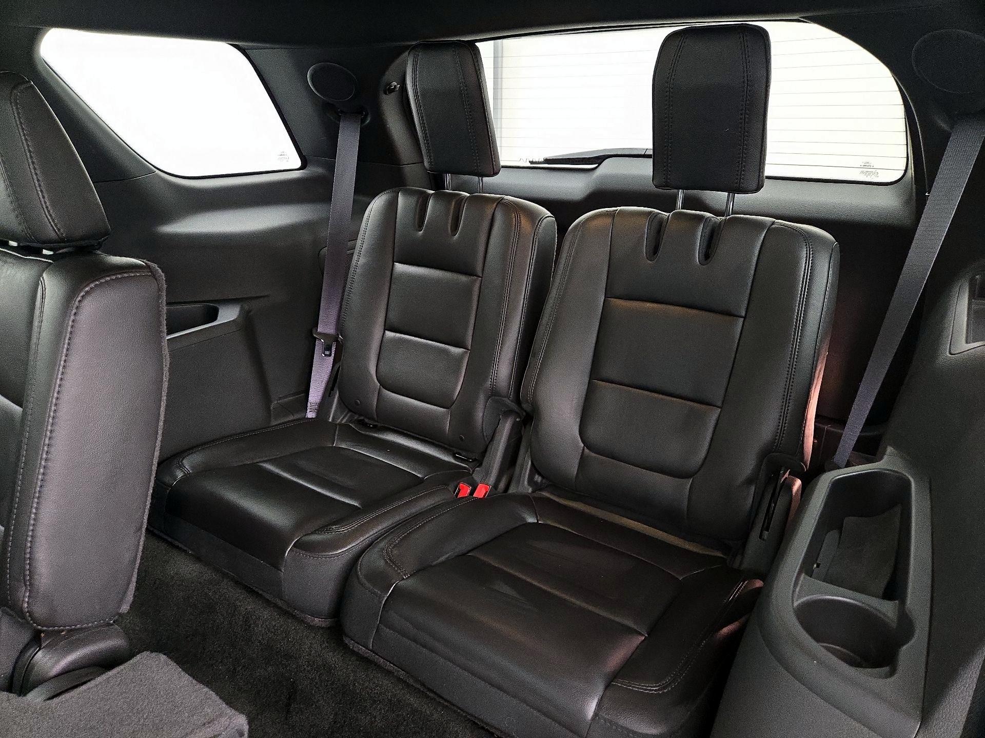 Thumbnail: 2014 Ford Explorer - 20