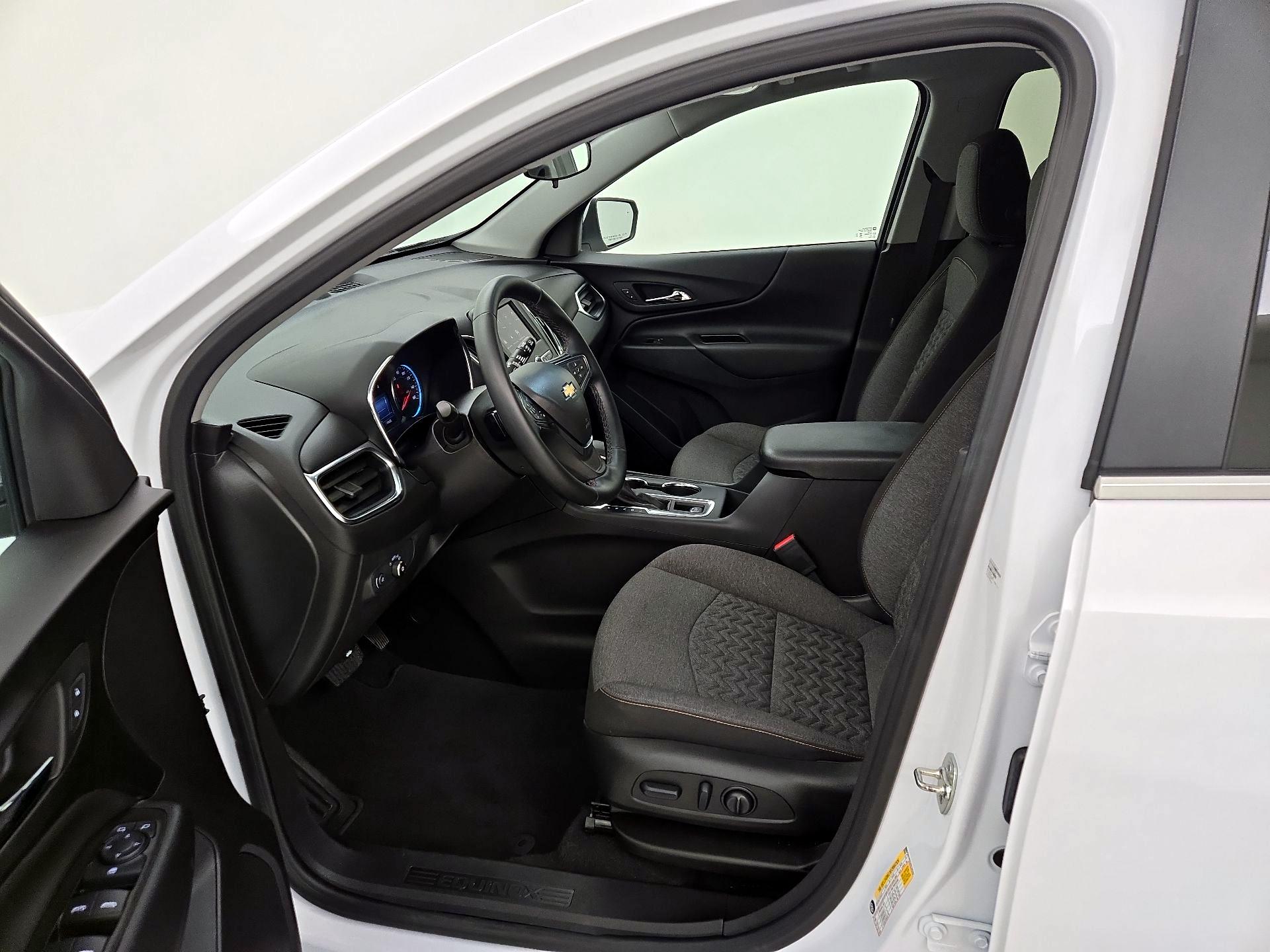 Thumbnail: 2024 Chevrolet Equinox - 11