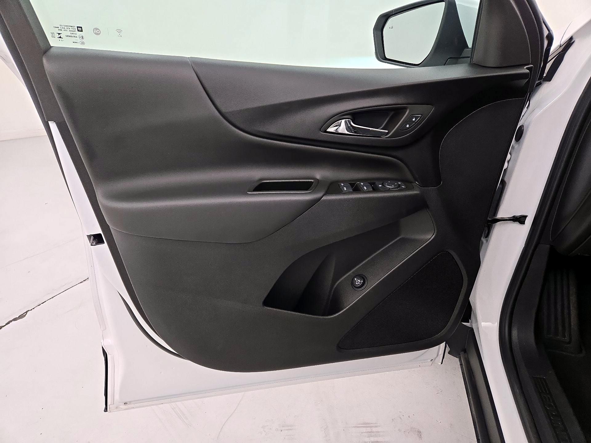 Thumbnail: 2024 Chevrolet Equinox - 12