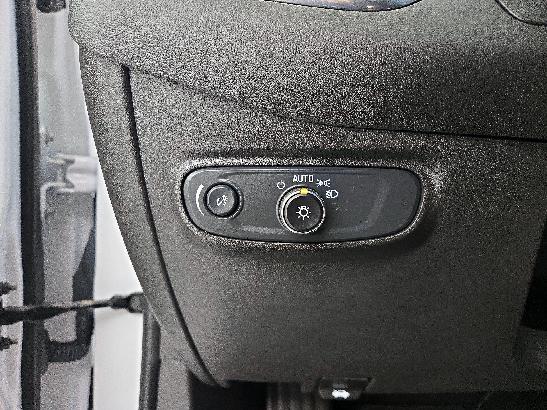 Thumbnail: 2024 Chevrolet Equinox - 13