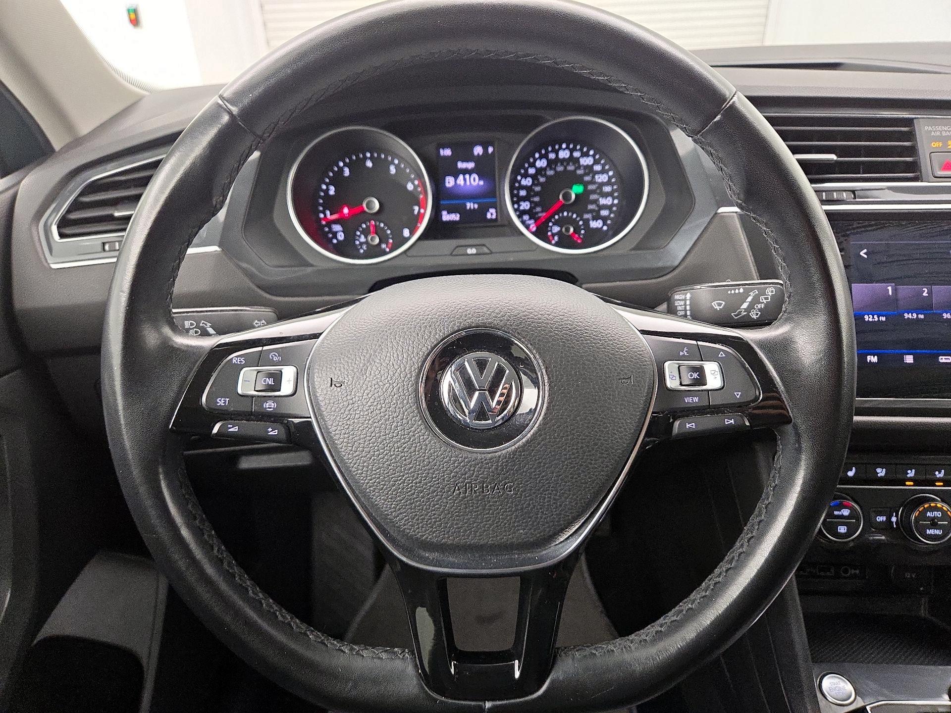 Thumbnail: 2019 Volkswagen Tiguan - 10