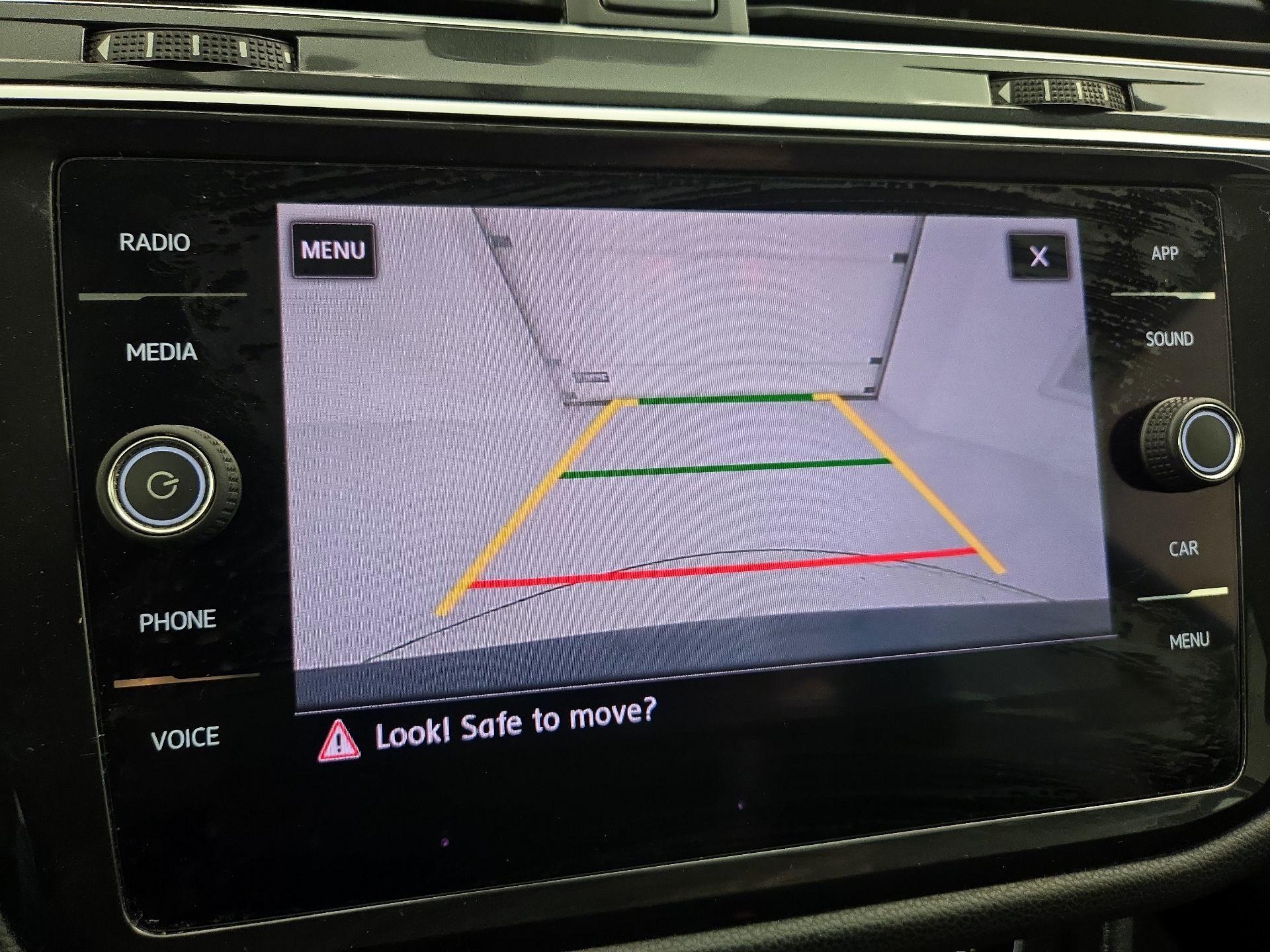 Thumbnail: 2019 Volkswagen Tiguan - 14