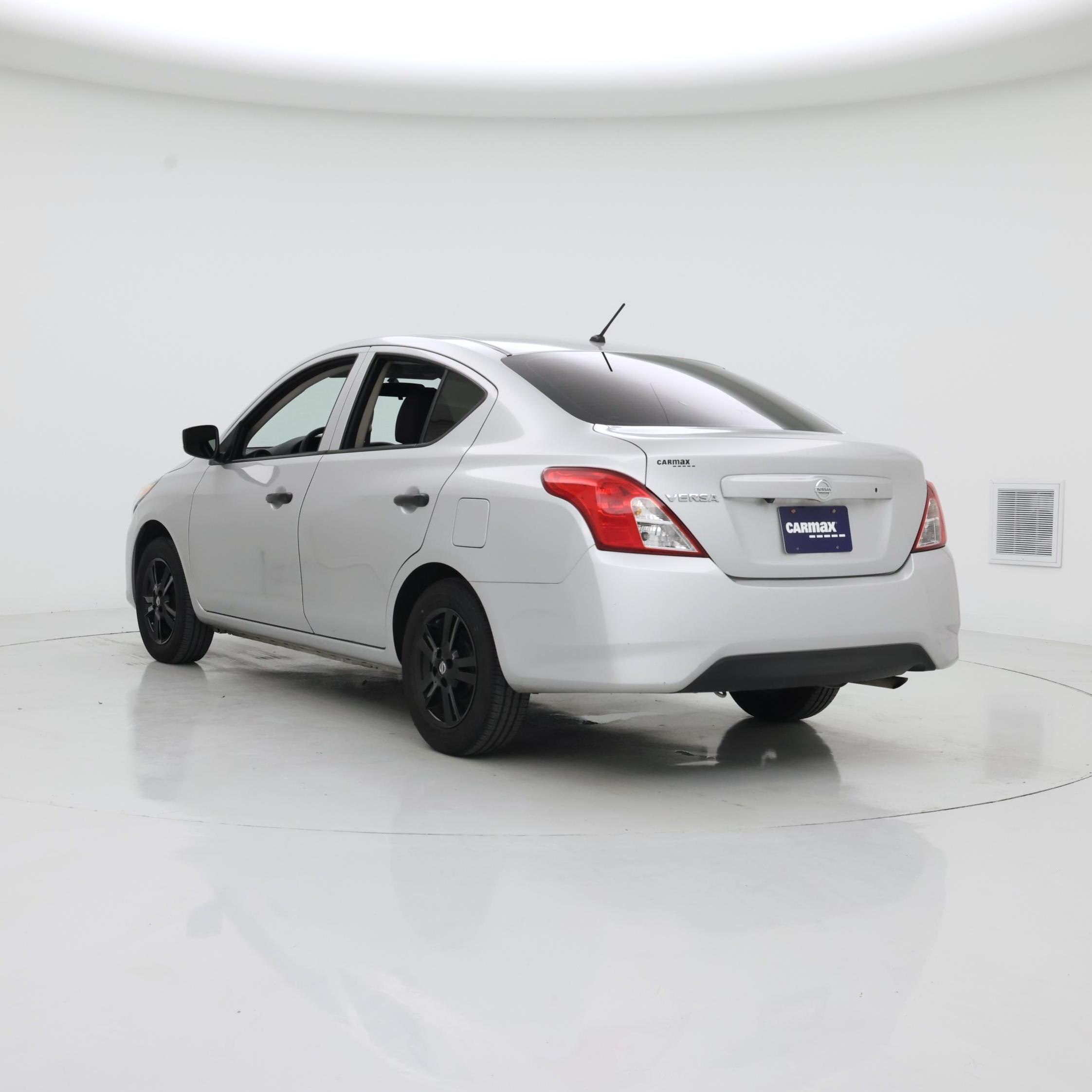 Thumbnail: 2019 Nissan Versa - 2