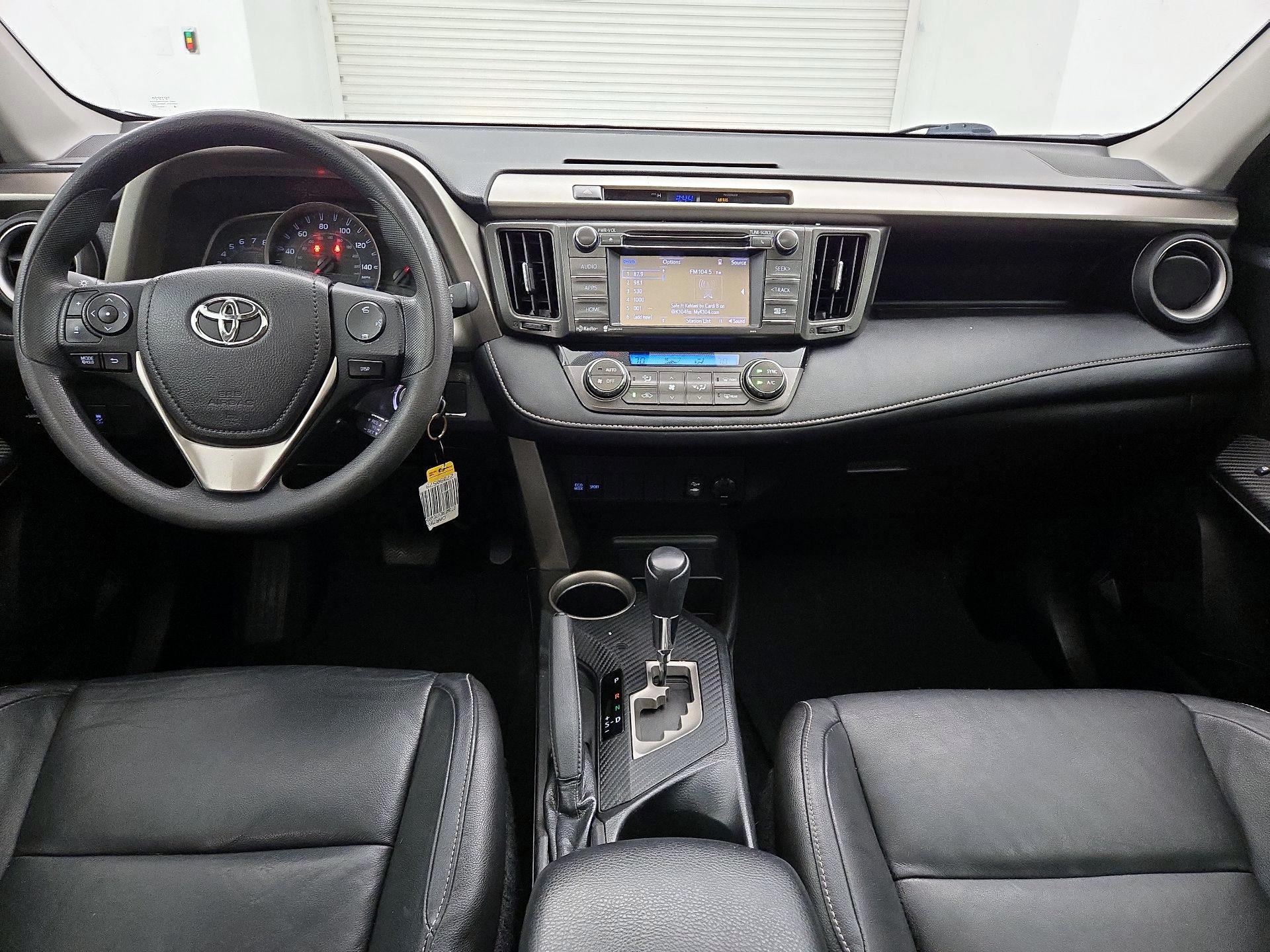 Thumbnail: 2014 Toyota RAV4 - 9