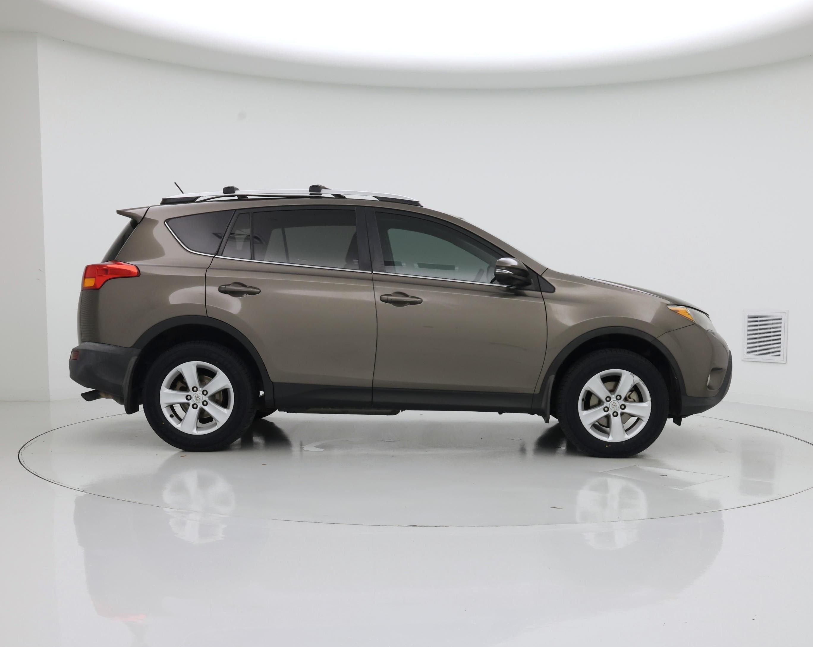 Thumbnail: 2014 Toyota RAV4 - 7