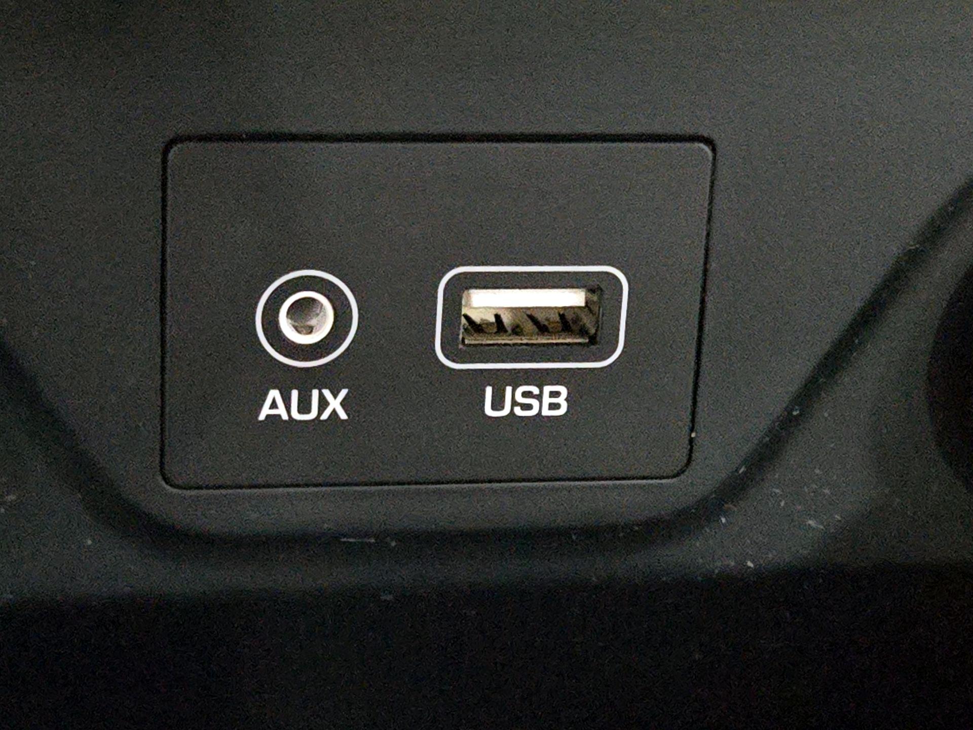 Thumbnail: 2018 Hyundai Tucson - 18