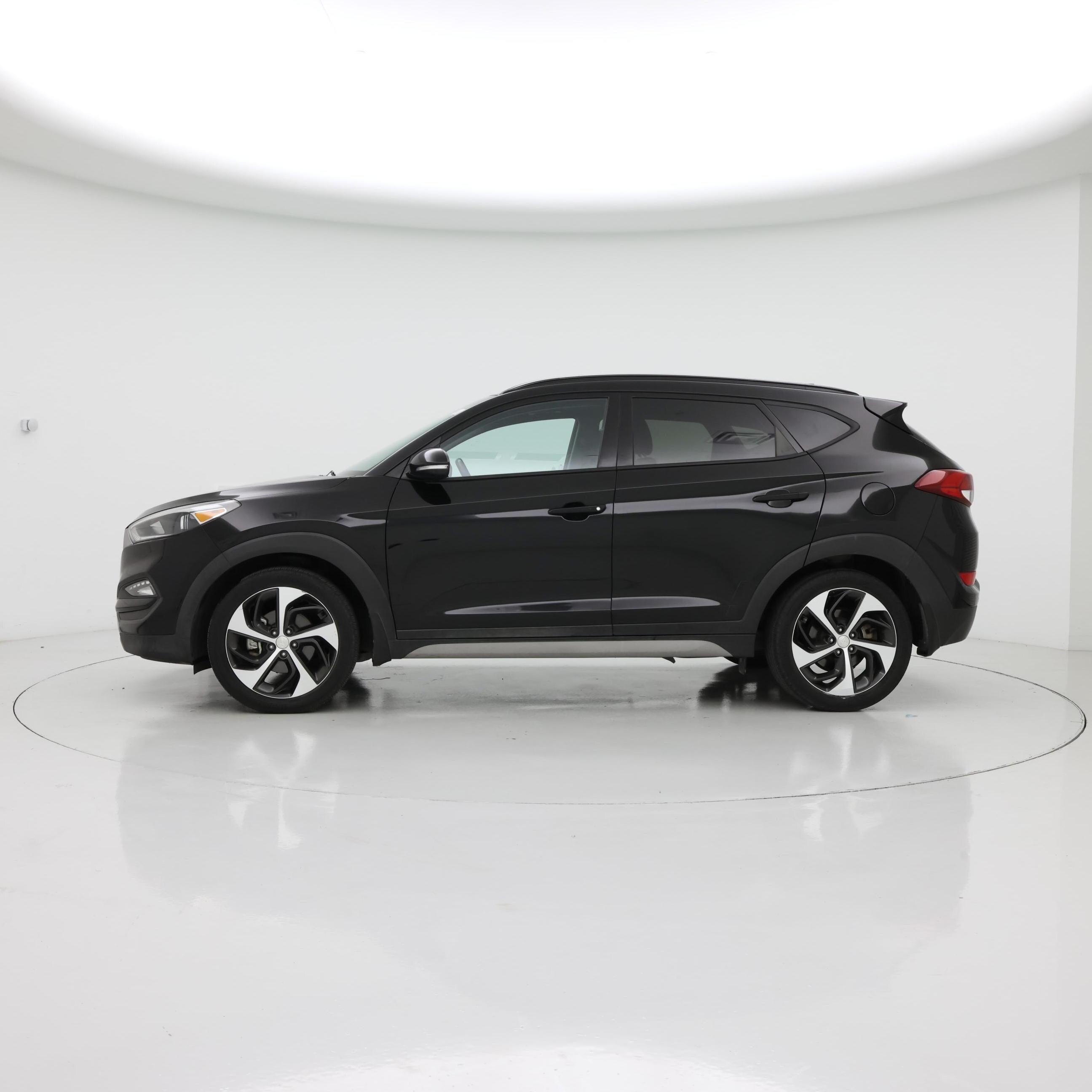 Thumbnail: 2018 Hyundai Tucson - 3