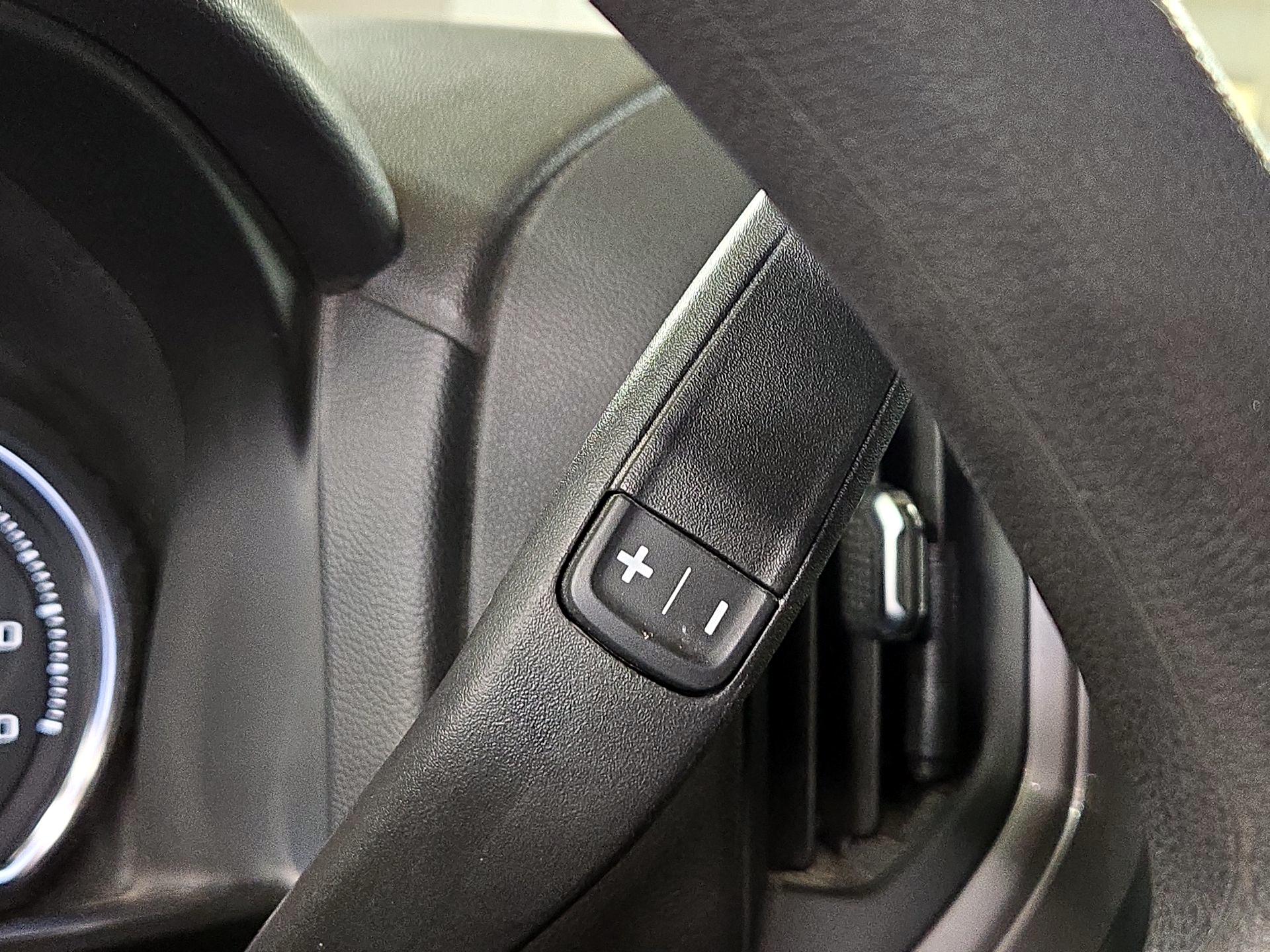 Thumbnail: 2021 Chevrolet Silverado 1500 - 17