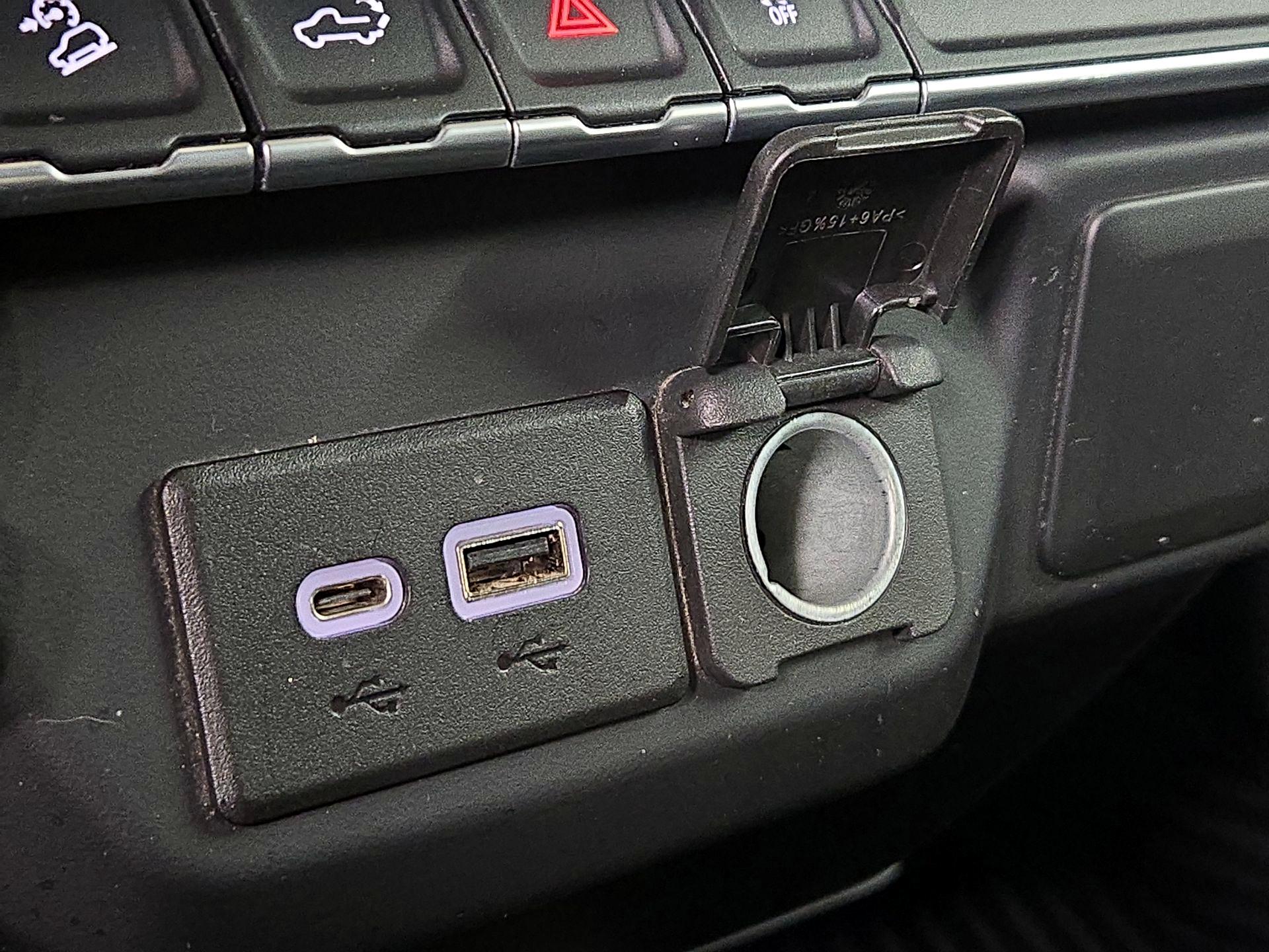 Thumbnail: 2021 Chevrolet Silverado 1500 - 18