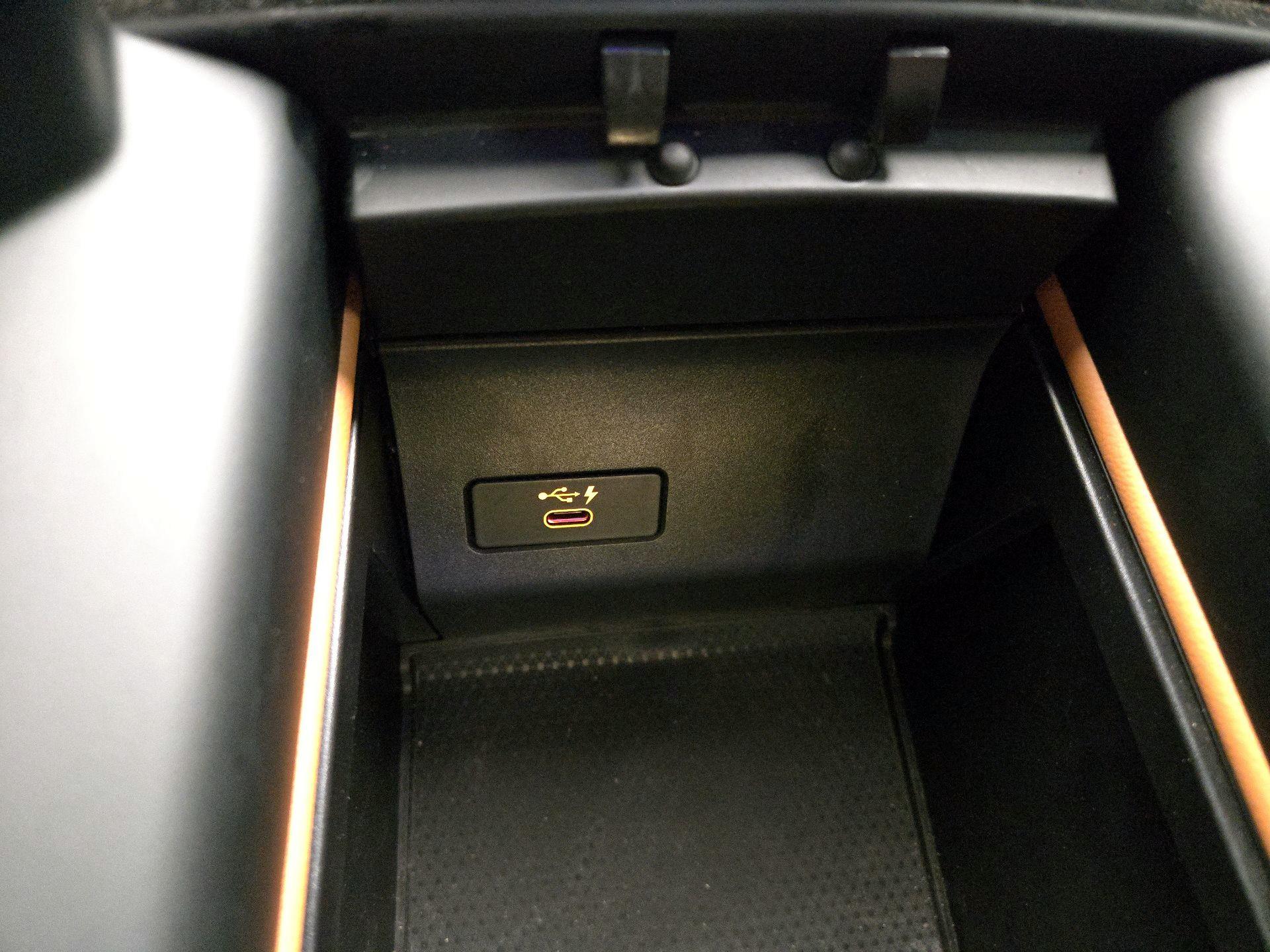 Thumbnail: 2022 BMW X5 - 19