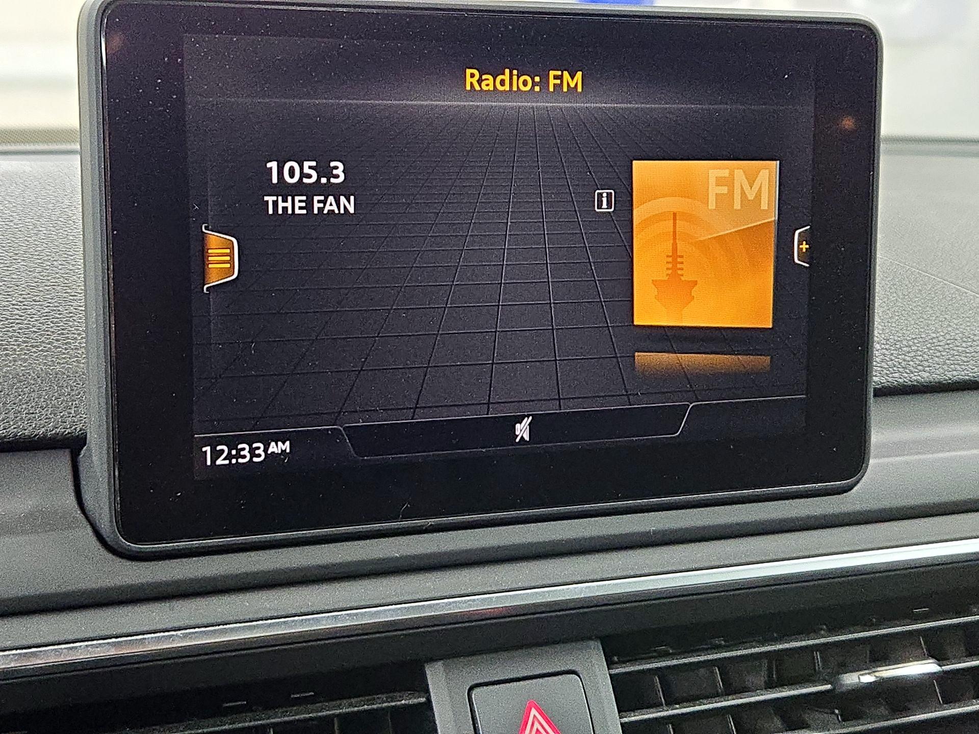 Thumbnail: 2019 Audi A4 - 15