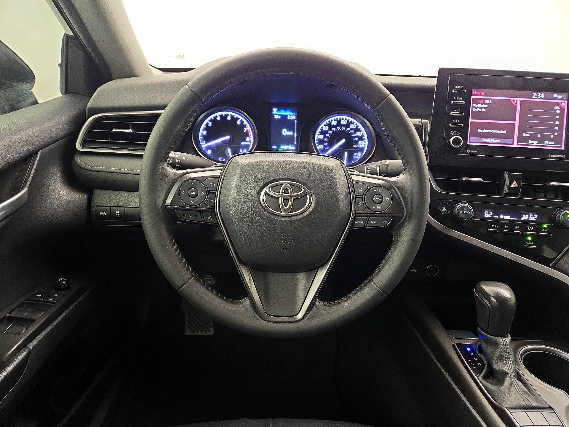 Thumbnail: 2023 Toyota Camry - 10