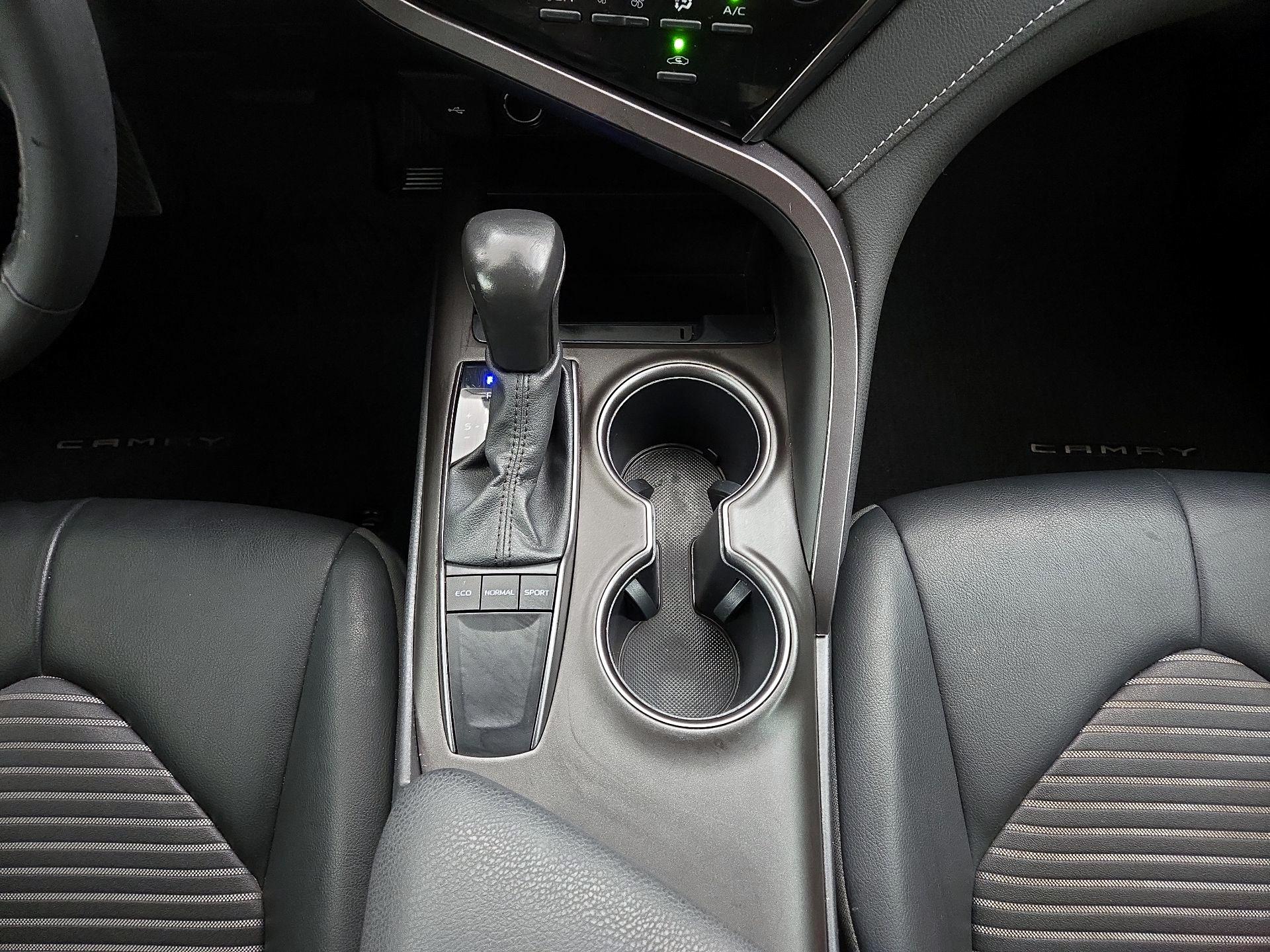 Thumbnail: 2023 Toyota Camry - 17