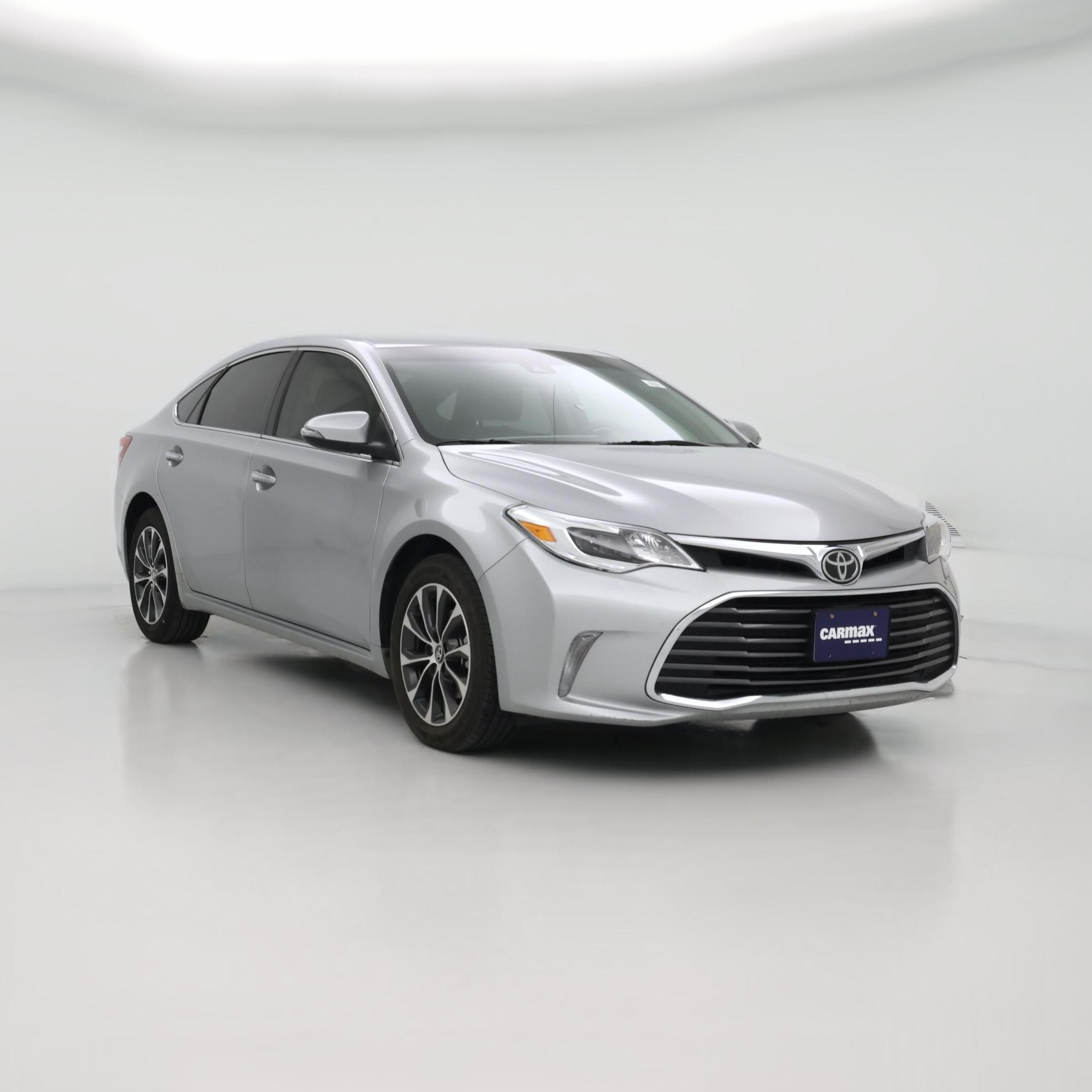 Thumbnail: 2017 Toyota Avalon - 1