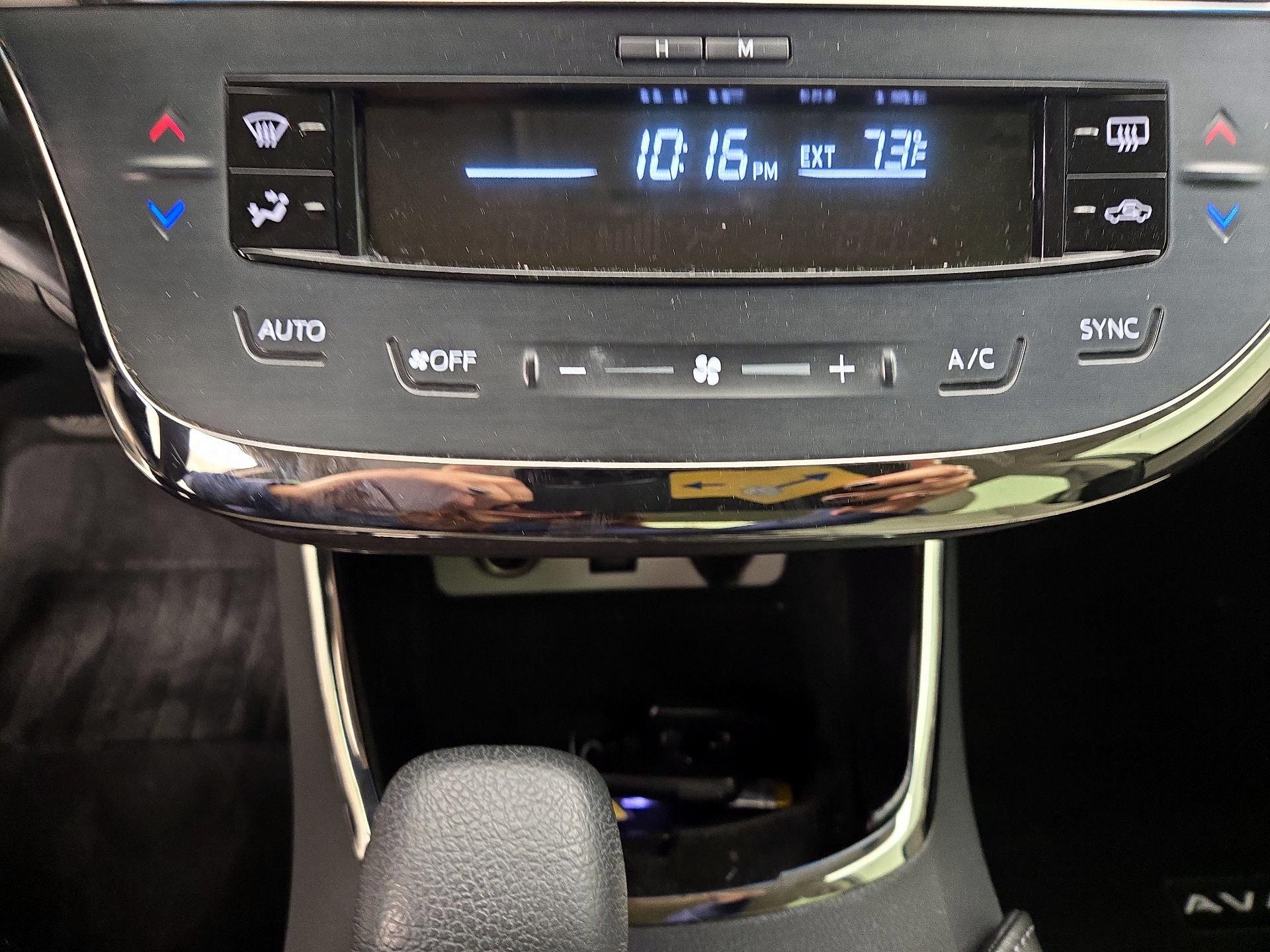 Thumbnail: 2017 Toyota Avalon - 16