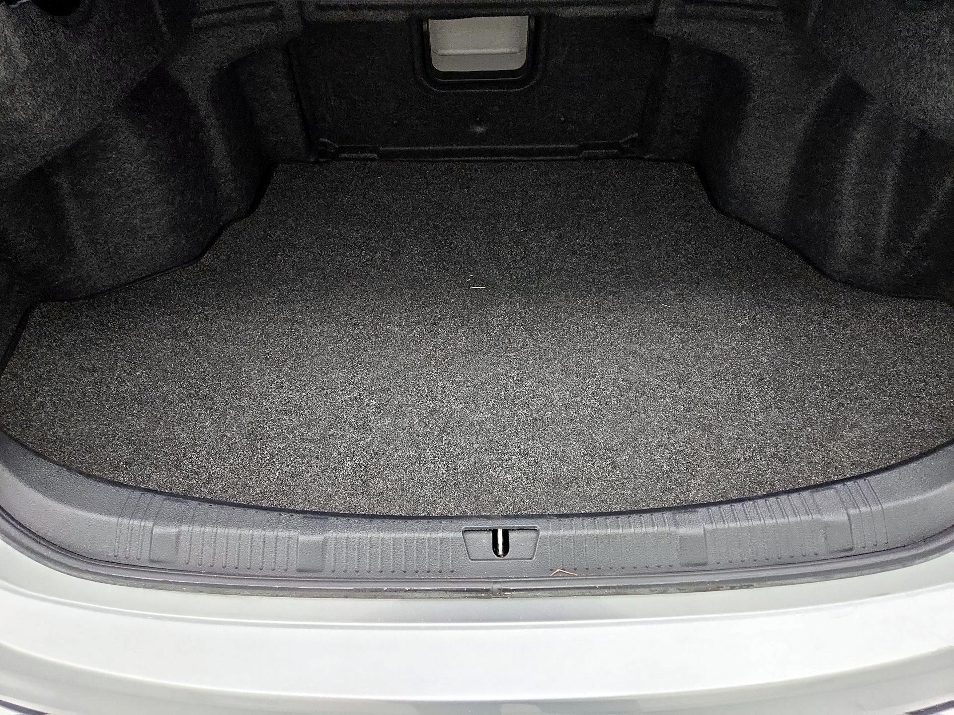 Thumbnail: 2017 Toyota Avalon - 20