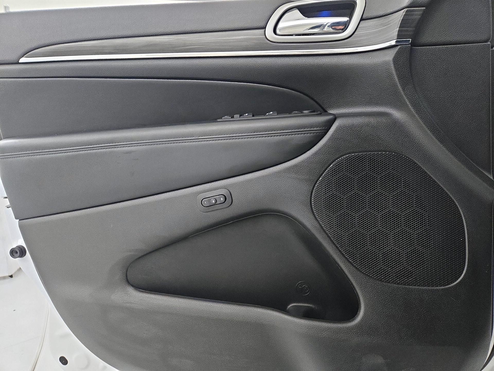 Thumbnail: 2022 Jeep Grand Cherokee - 12