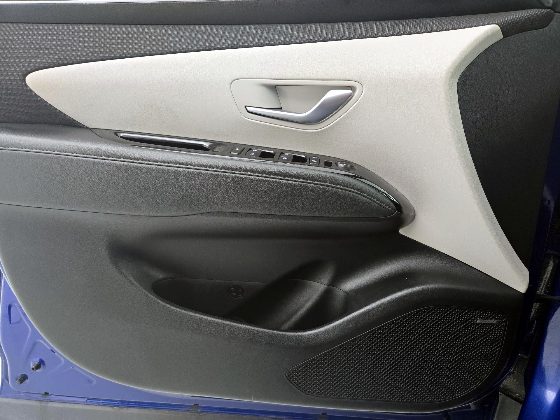 Thumbnail: 2022 Hyundai Tucson - 12