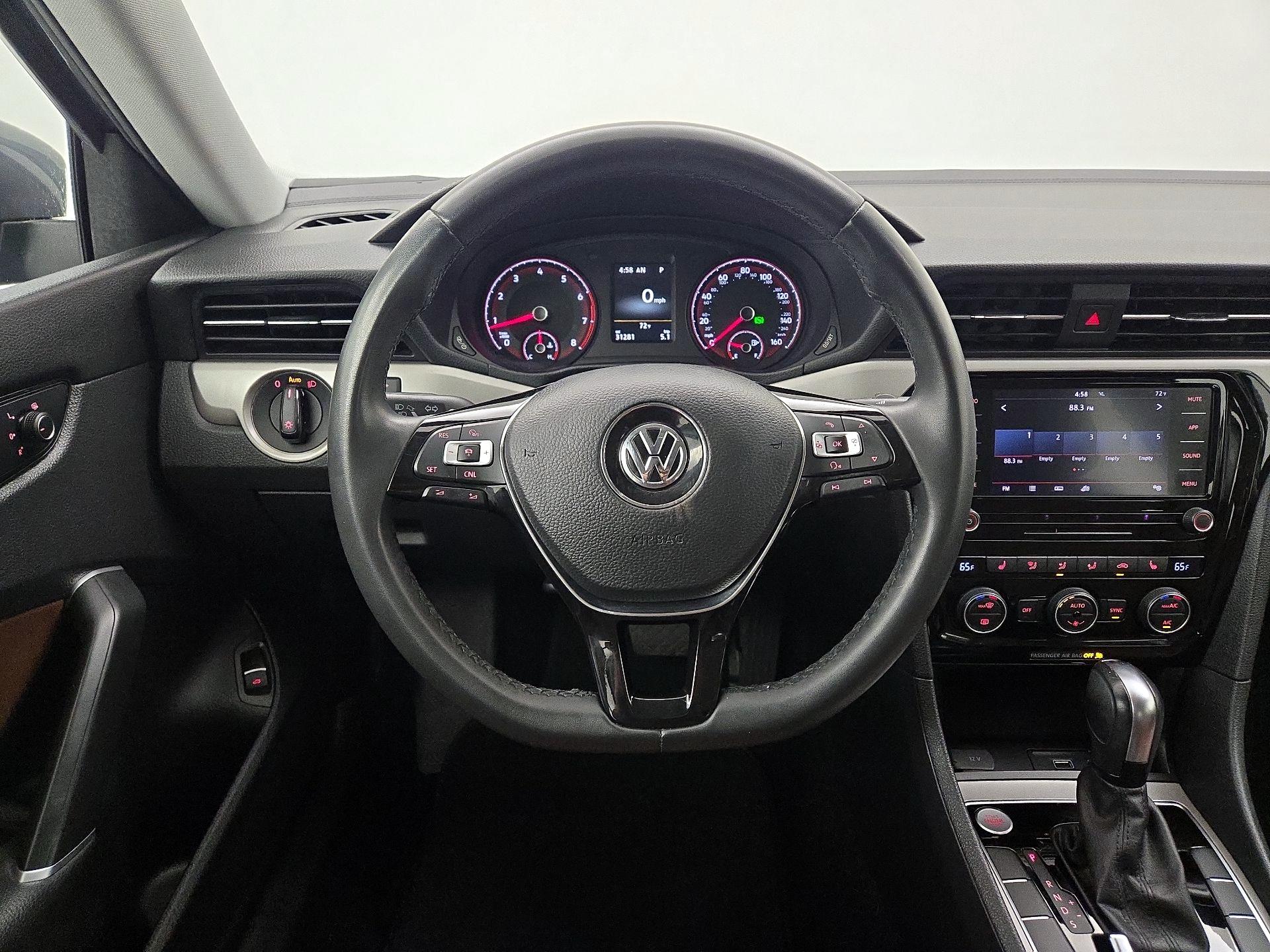 Thumbnail: 2022 Volkswagen Passat - 10