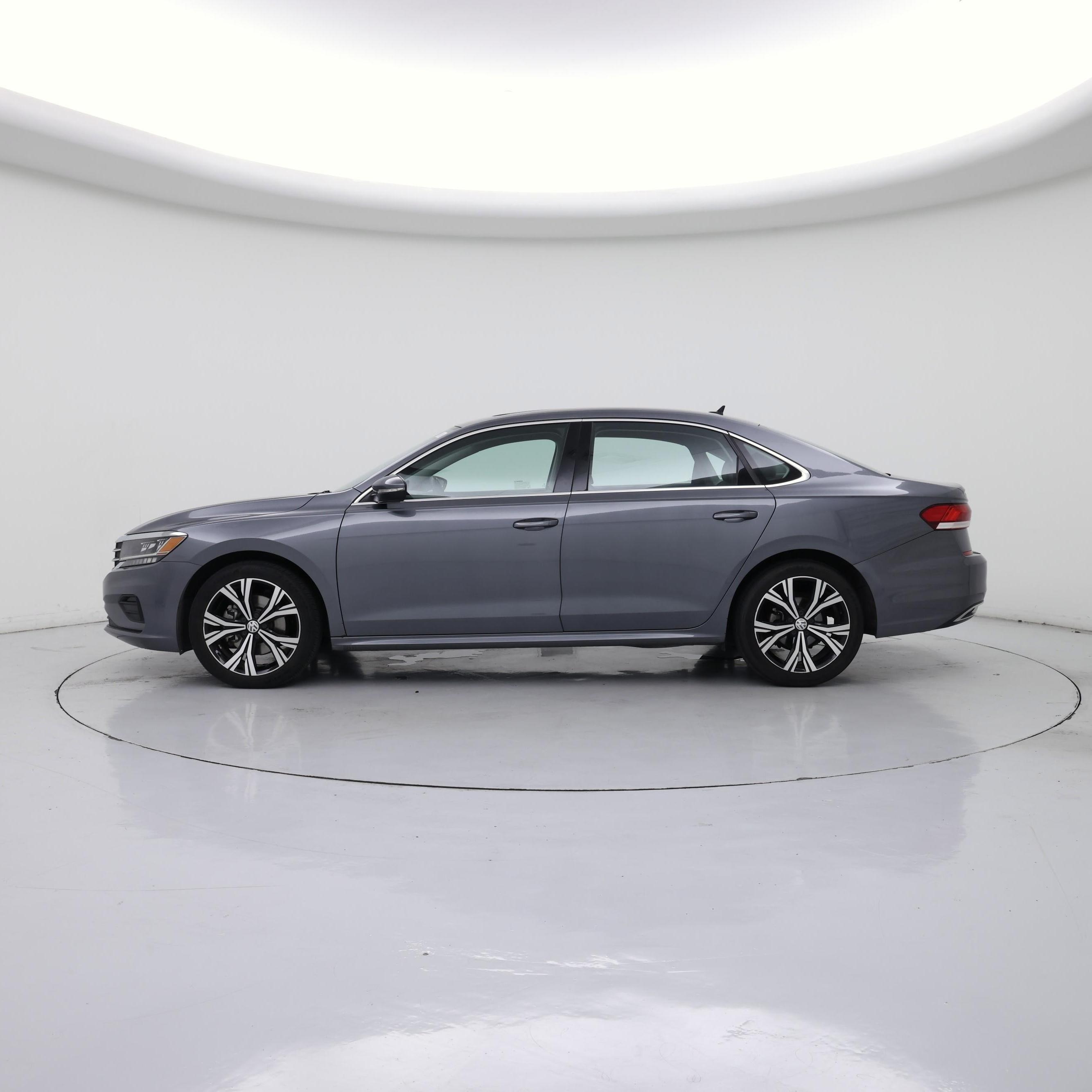 Thumbnail: 2022 Volkswagen Passat - 3