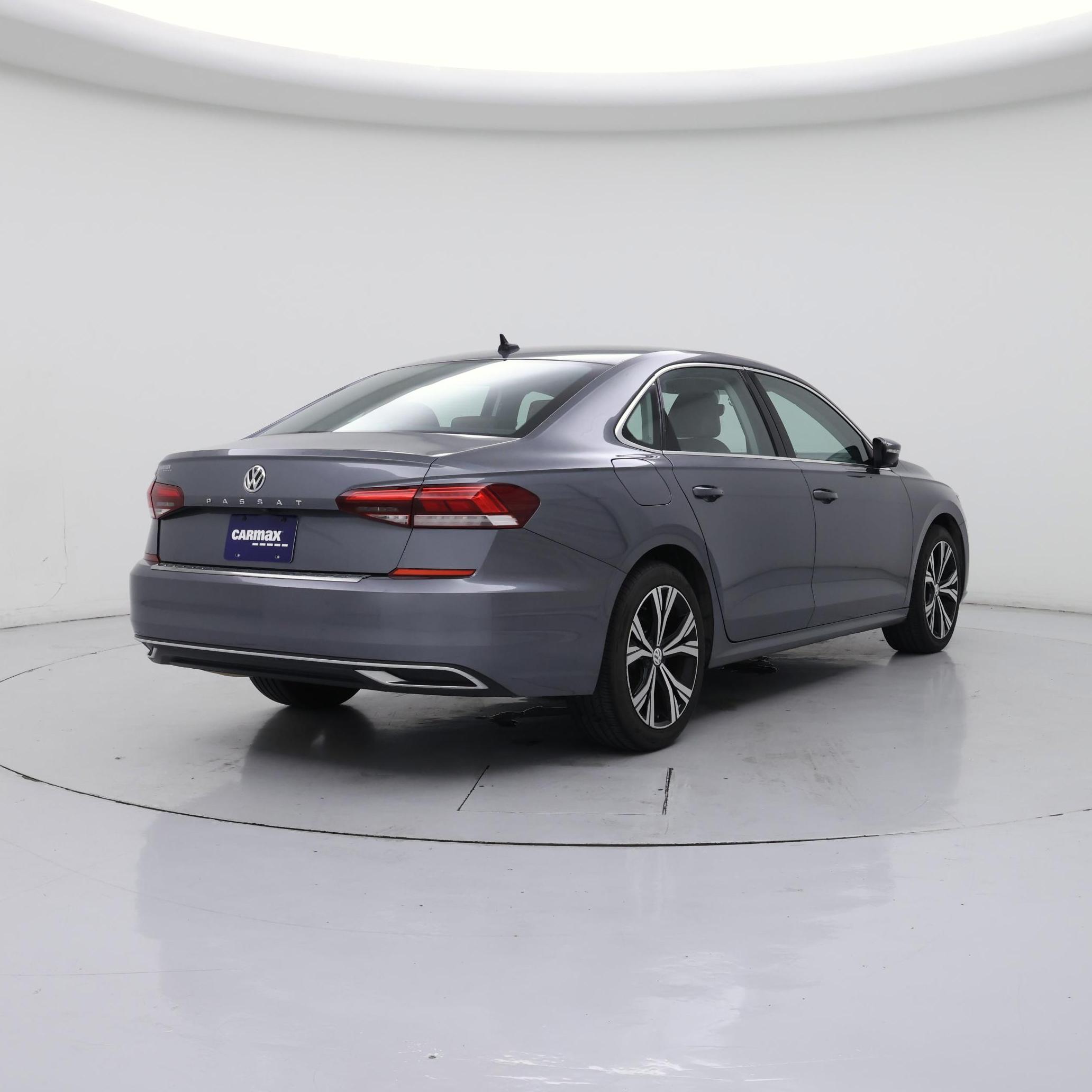 Thumbnail: 2022 Volkswagen Passat - 8