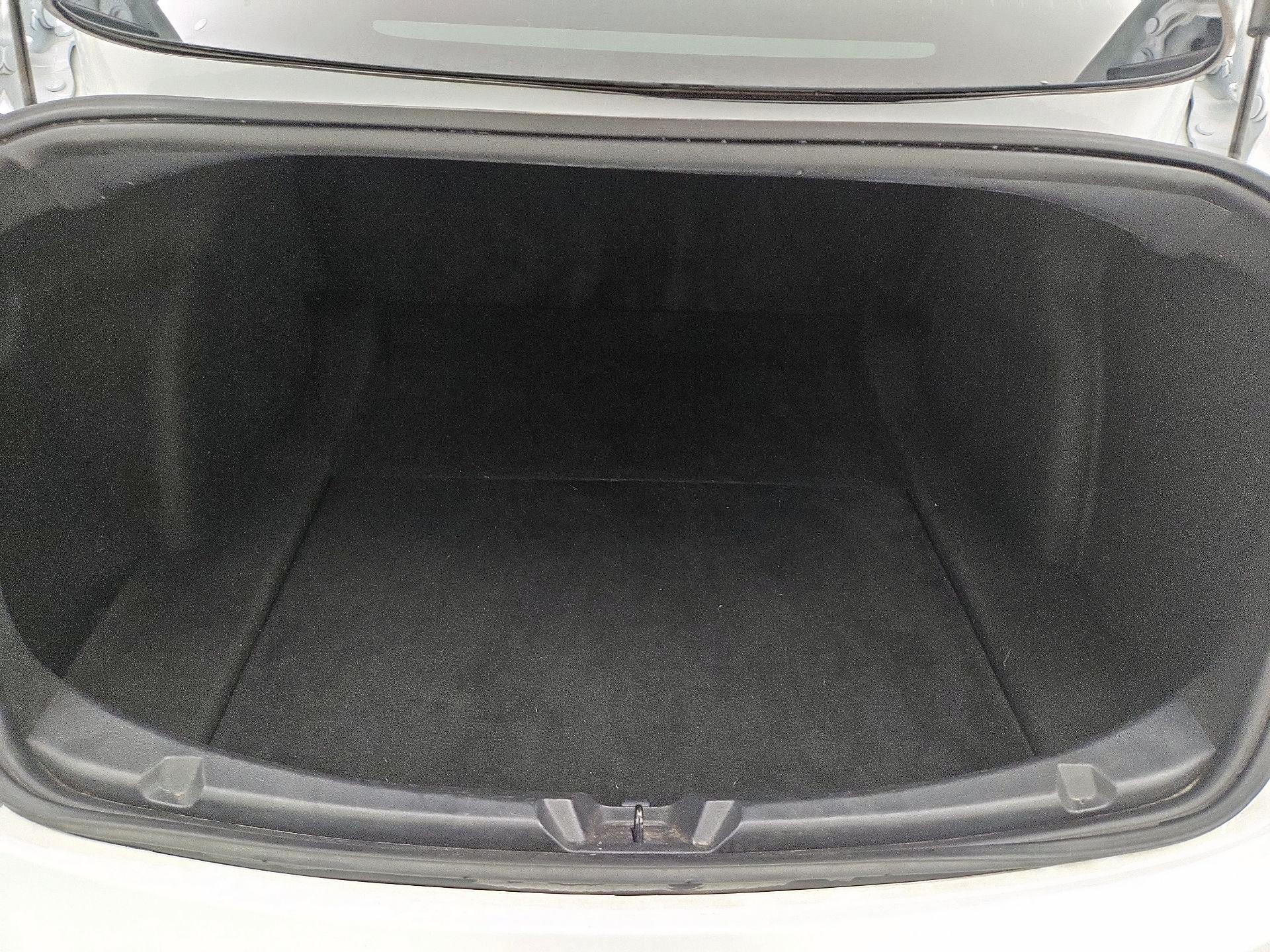 Thumbnail: 2020 Tesla Model 3 - 20