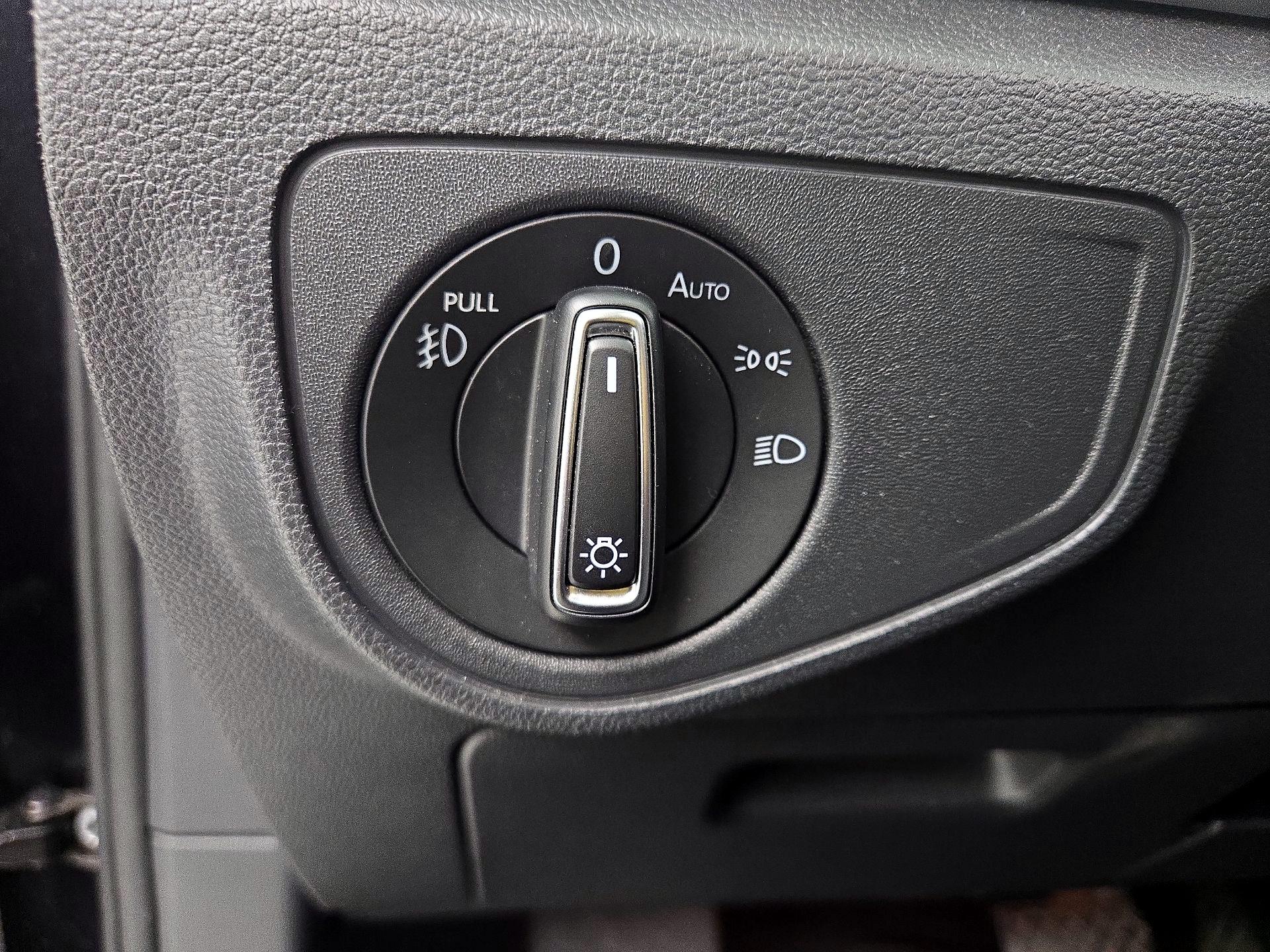 Thumbnail: 2019 Volkswagen Atlas - 13