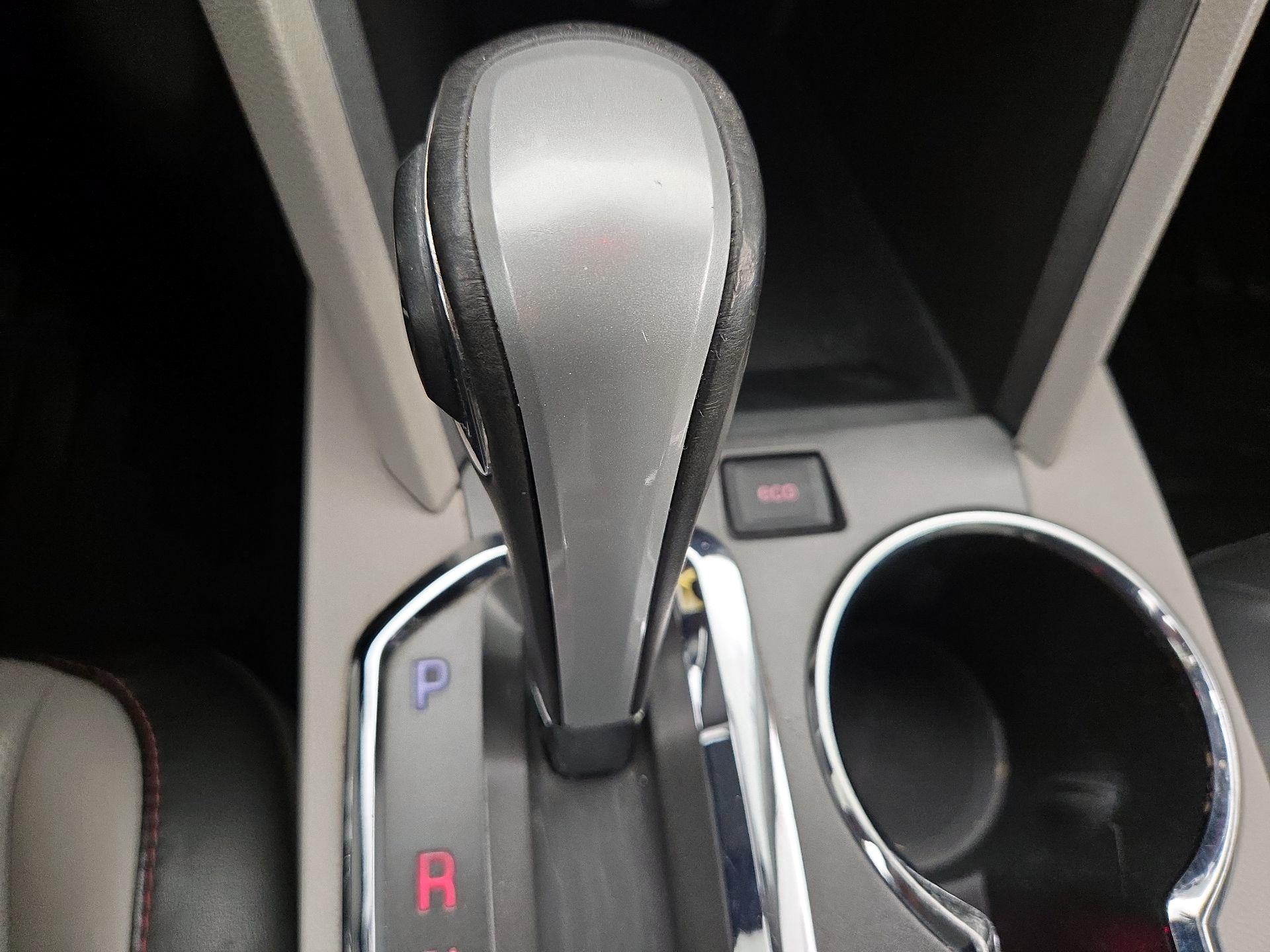 Thumbnail: 2015 GMC Terrain - 16