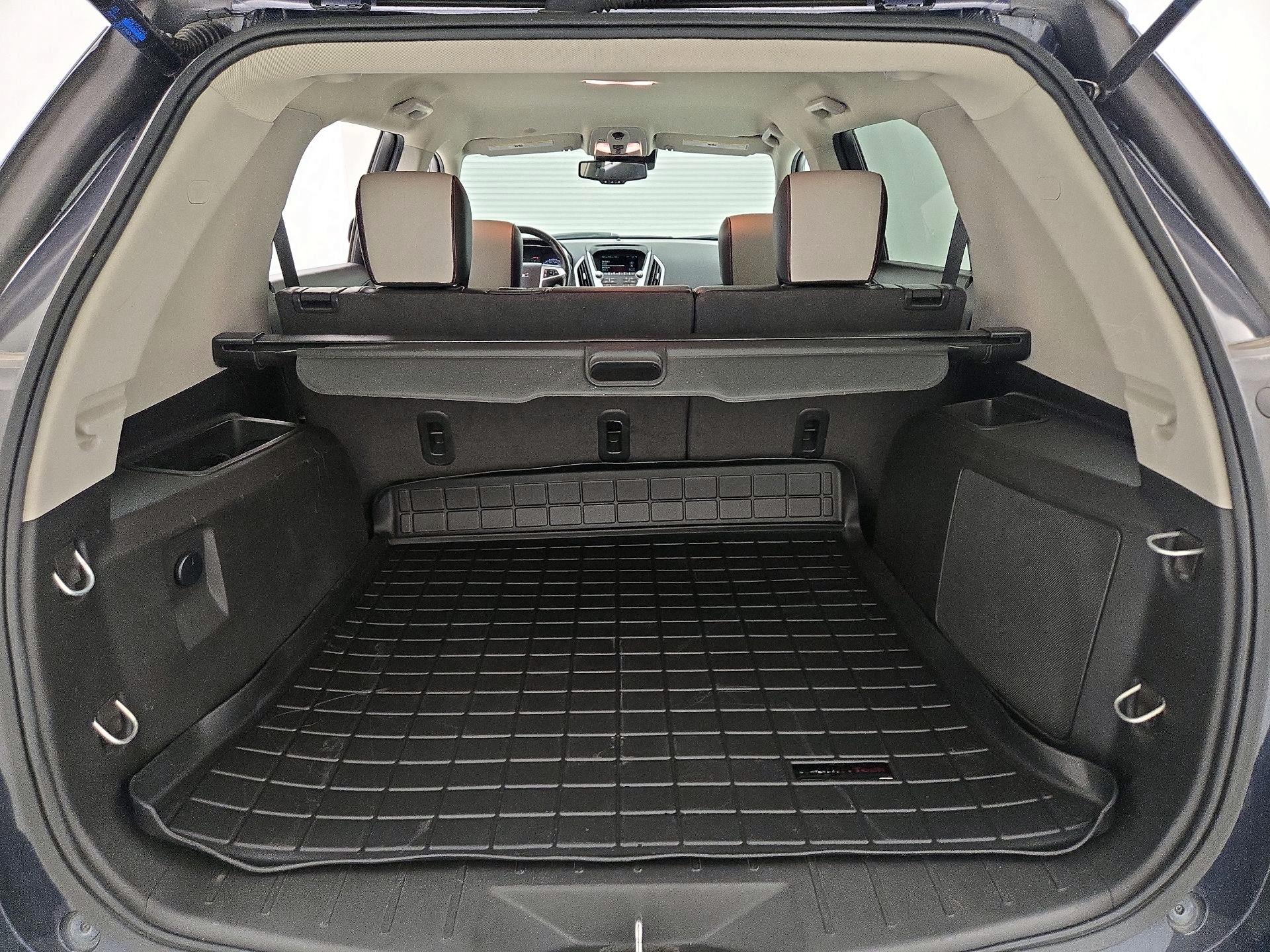 Thumbnail: 2015 GMC Terrain - 19