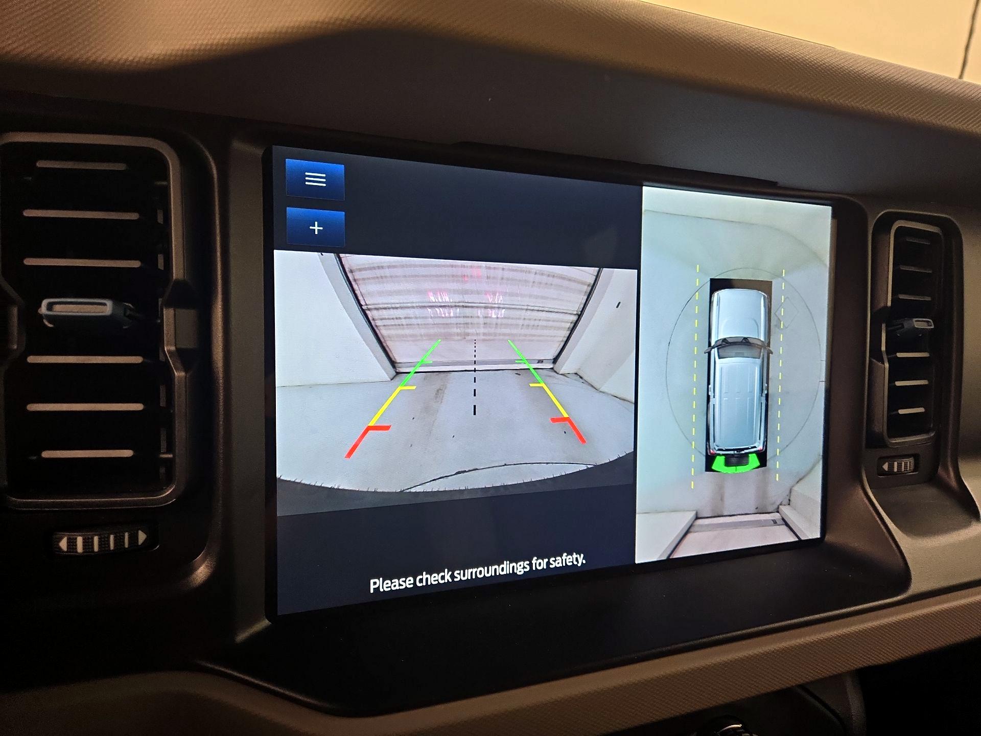 Thumbnail: 2023 Ford Bronco - 15