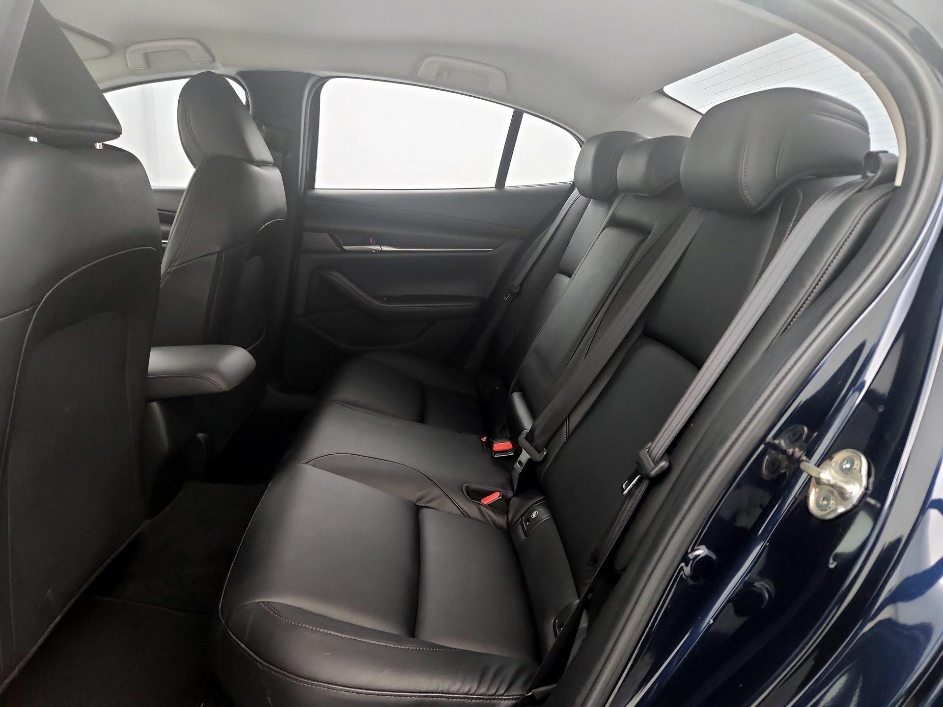 Thumbnail: 2021 Mazda Mazda3 - 19