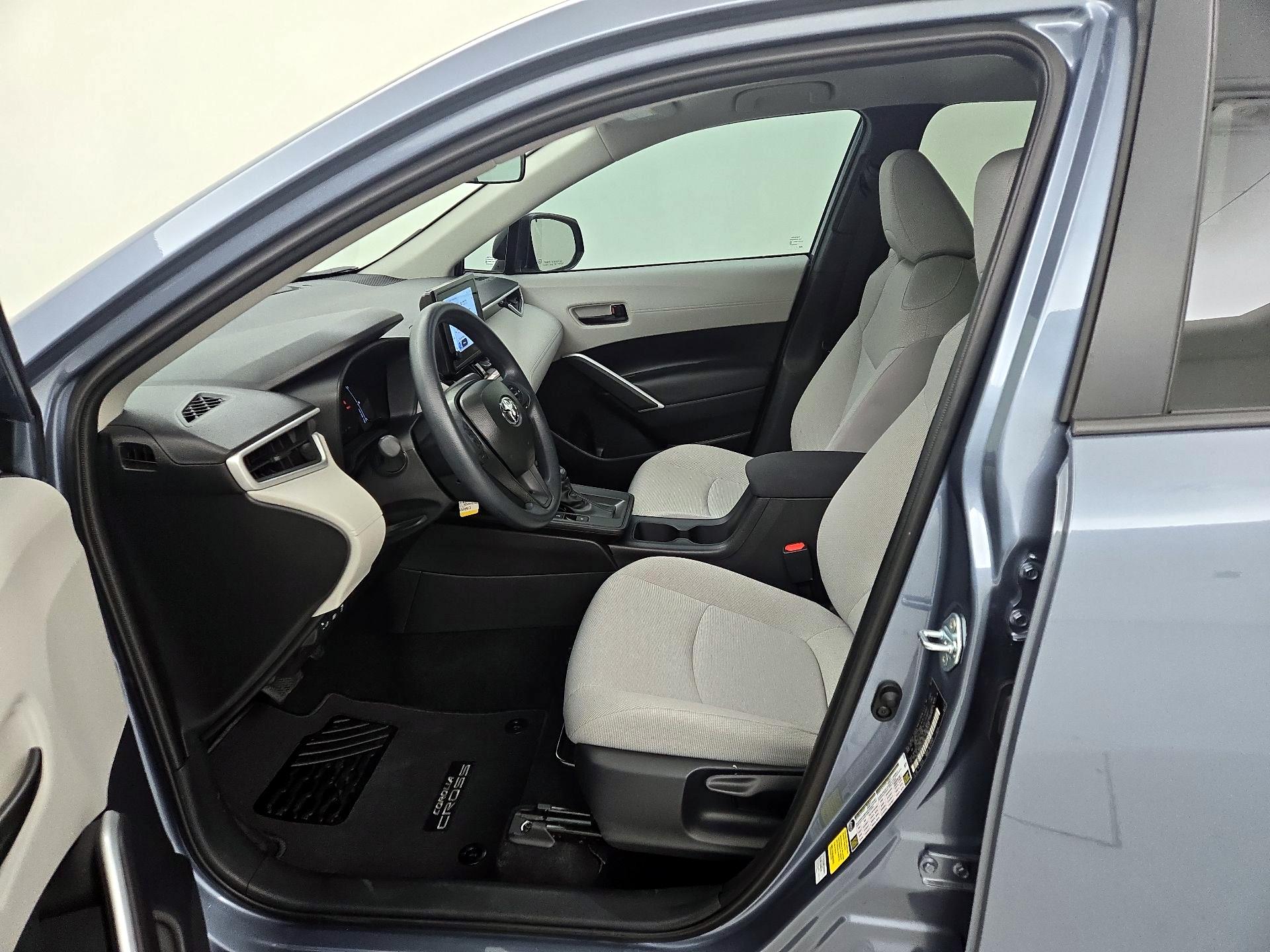 Thumbnail: 2026 Toyota Corolla Cross - 11