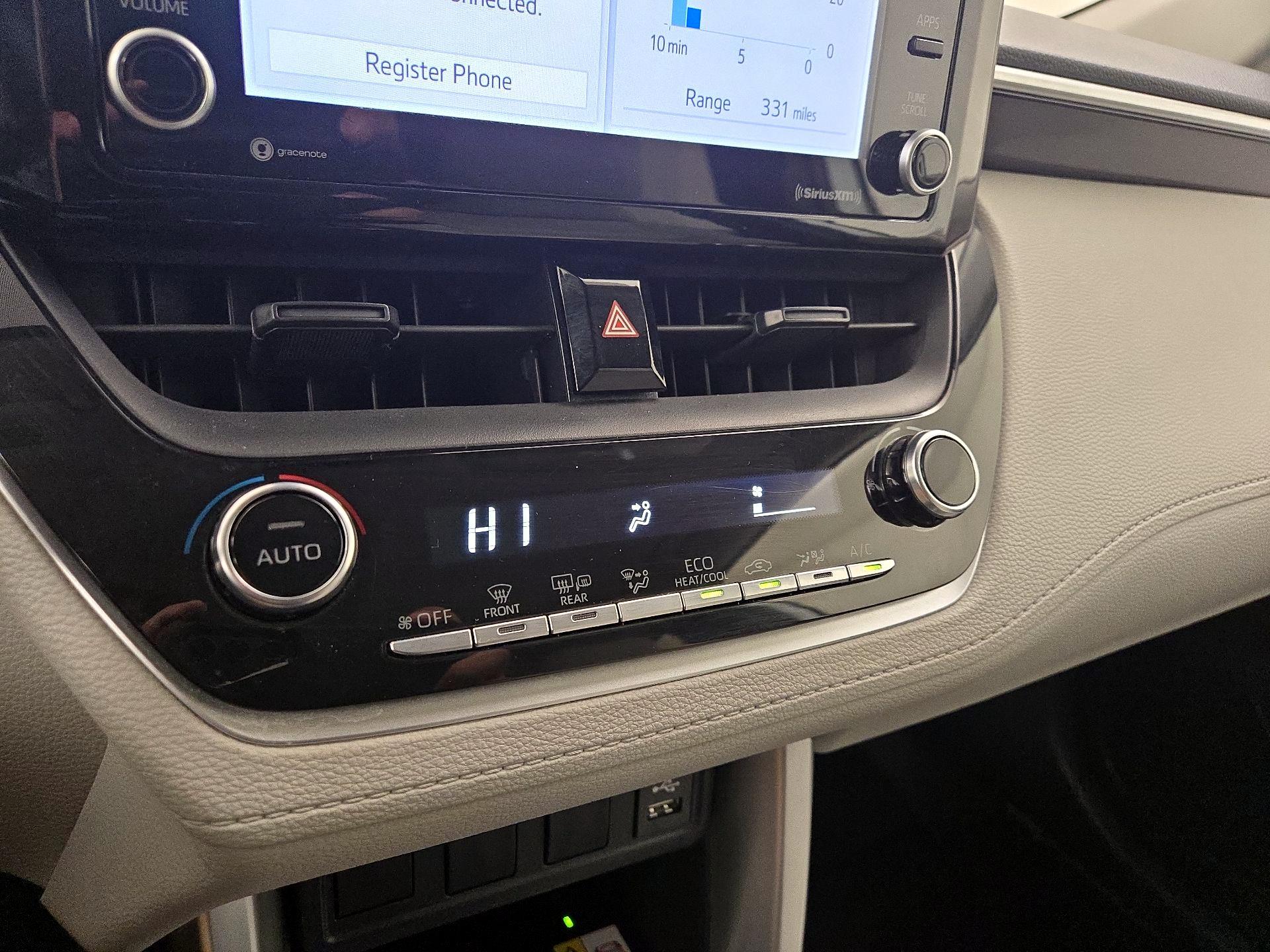 Thumbnail: 2022 Toyota Corolla Cross - 16