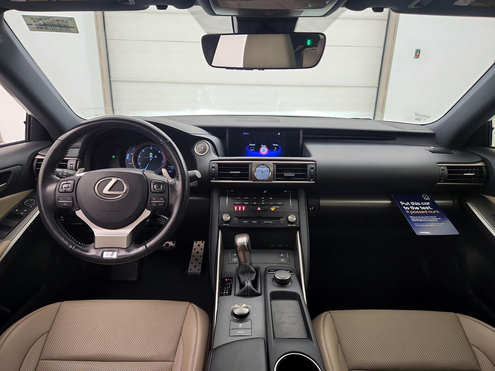 Thumbnail: 2017 Lexus IS - 9