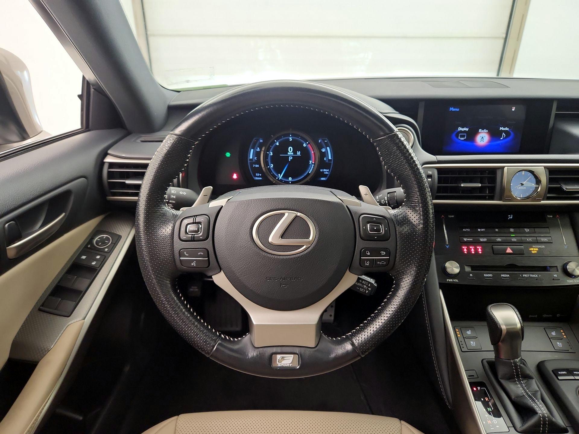 Thumbnail: 2017 Lexus IS - 10