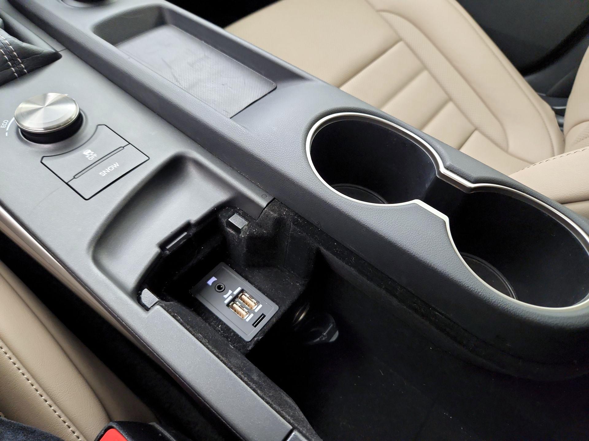 Thumbnail: 2017 Lexus IS - 18