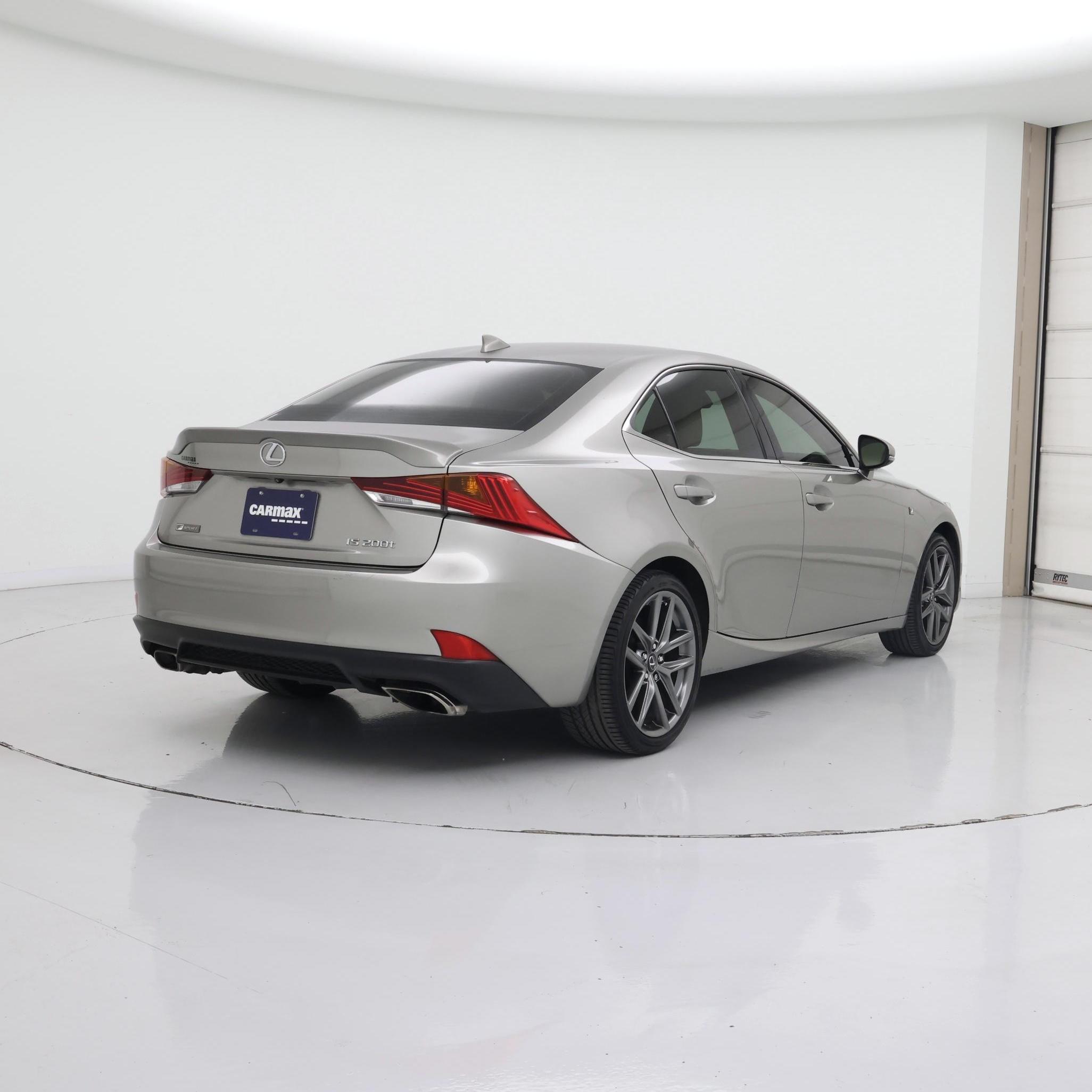 Thumbnail: 2017 Lexus IS - 8