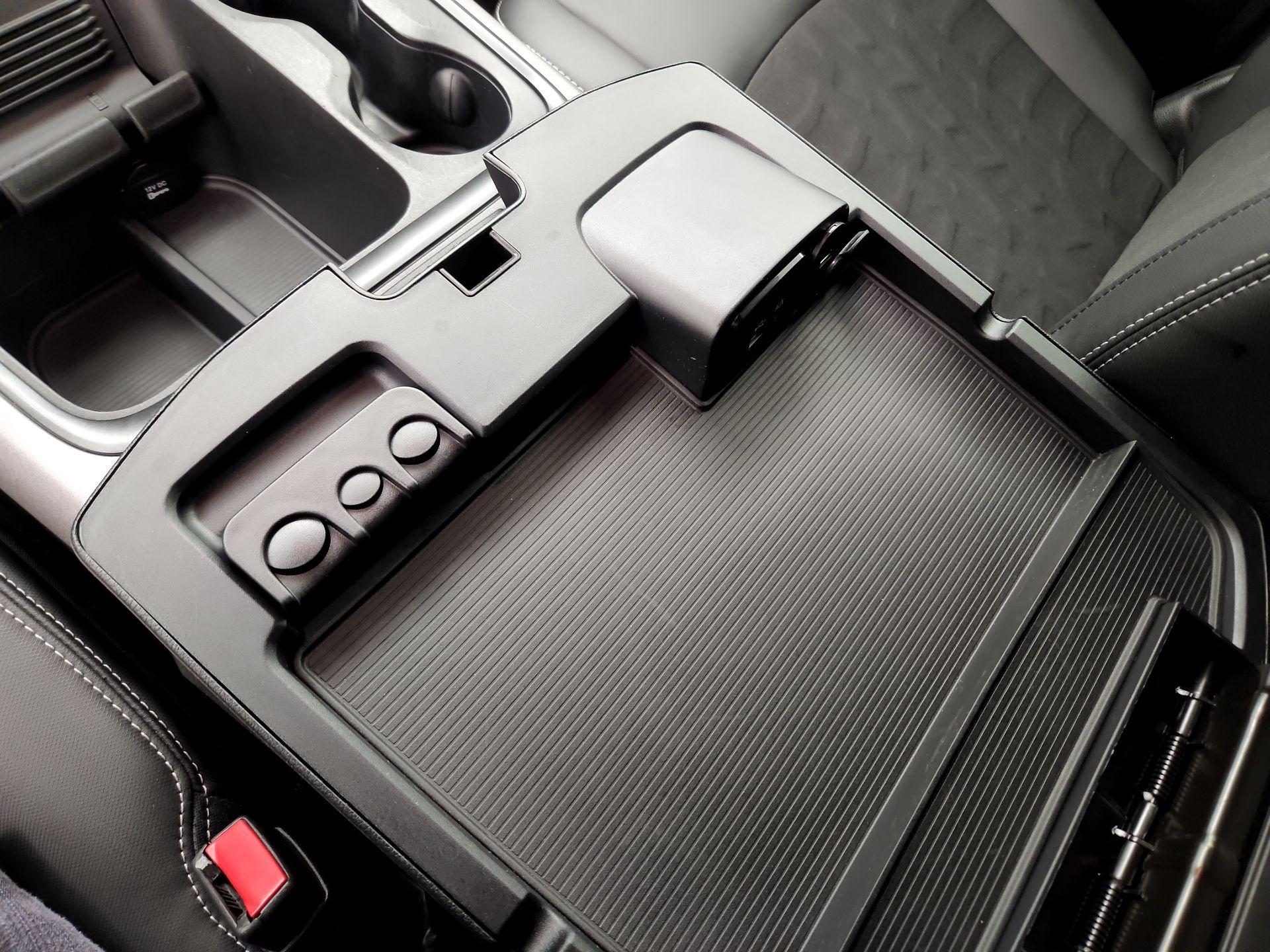 Thumbnail: 2017 RAM 1500 - 19