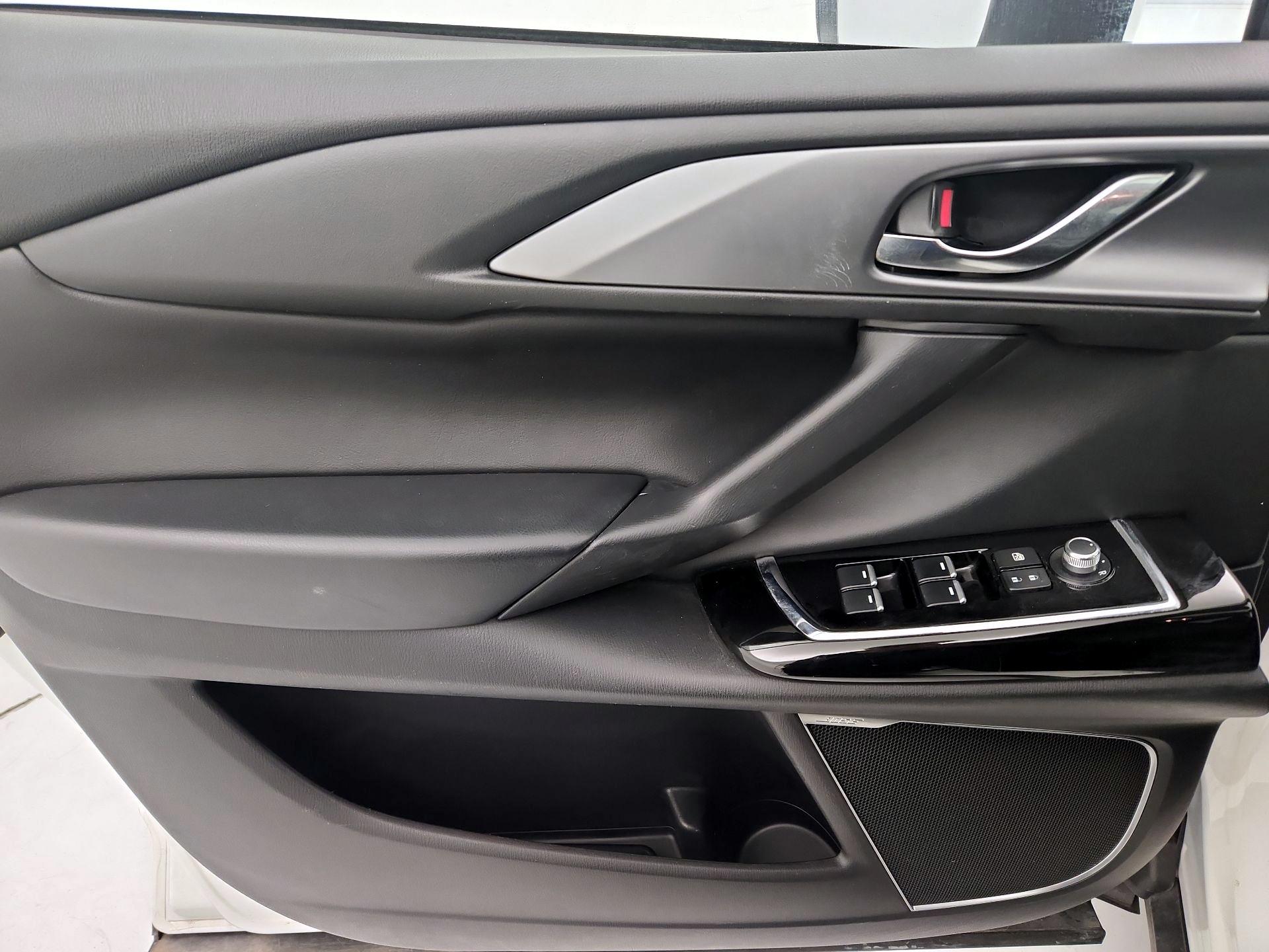 Thumbnail: 2021 Mazda CX-9 - 12