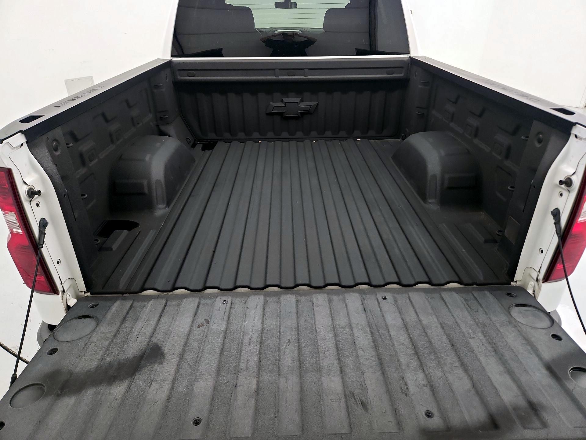 Thumbnail: 2019 Chevrolet Silverado 1500 - 20